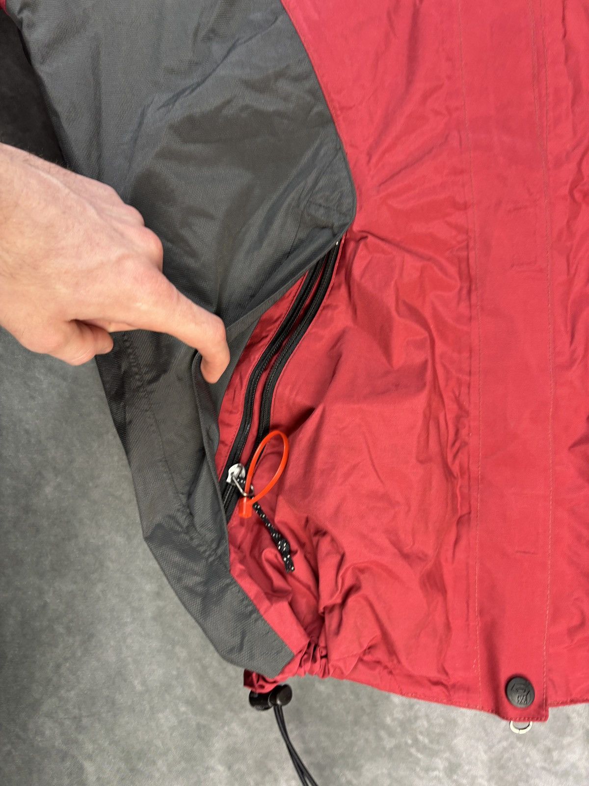 Mountain Hardwear × Vintage Vintage Mountain Hardwear Shell Jacket Nylon Gorpcore Rain Size US M / EU 48-50 / 2 - 9 Thumbnail