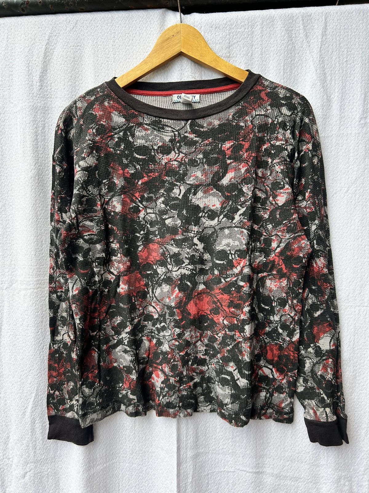 If Six Was Nine × Japanese Brand × Le Grande Bleu (L.G.B.) 💸BINDINGOFFER💸old navy seditionari allover skull longsleeve Size US M / EU 48-50 / 2 - 1 Thumbnail
