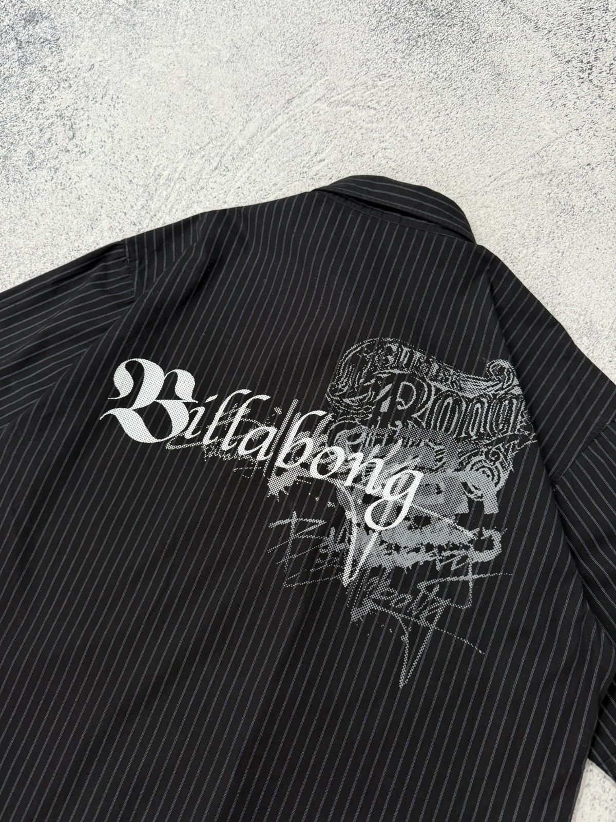 Billabong Vintage Y2K Billabong Short Sleeve Shirt Tatto Tribal Surf Size US XXL / EU 58 / 5 - 9 Thumbnail