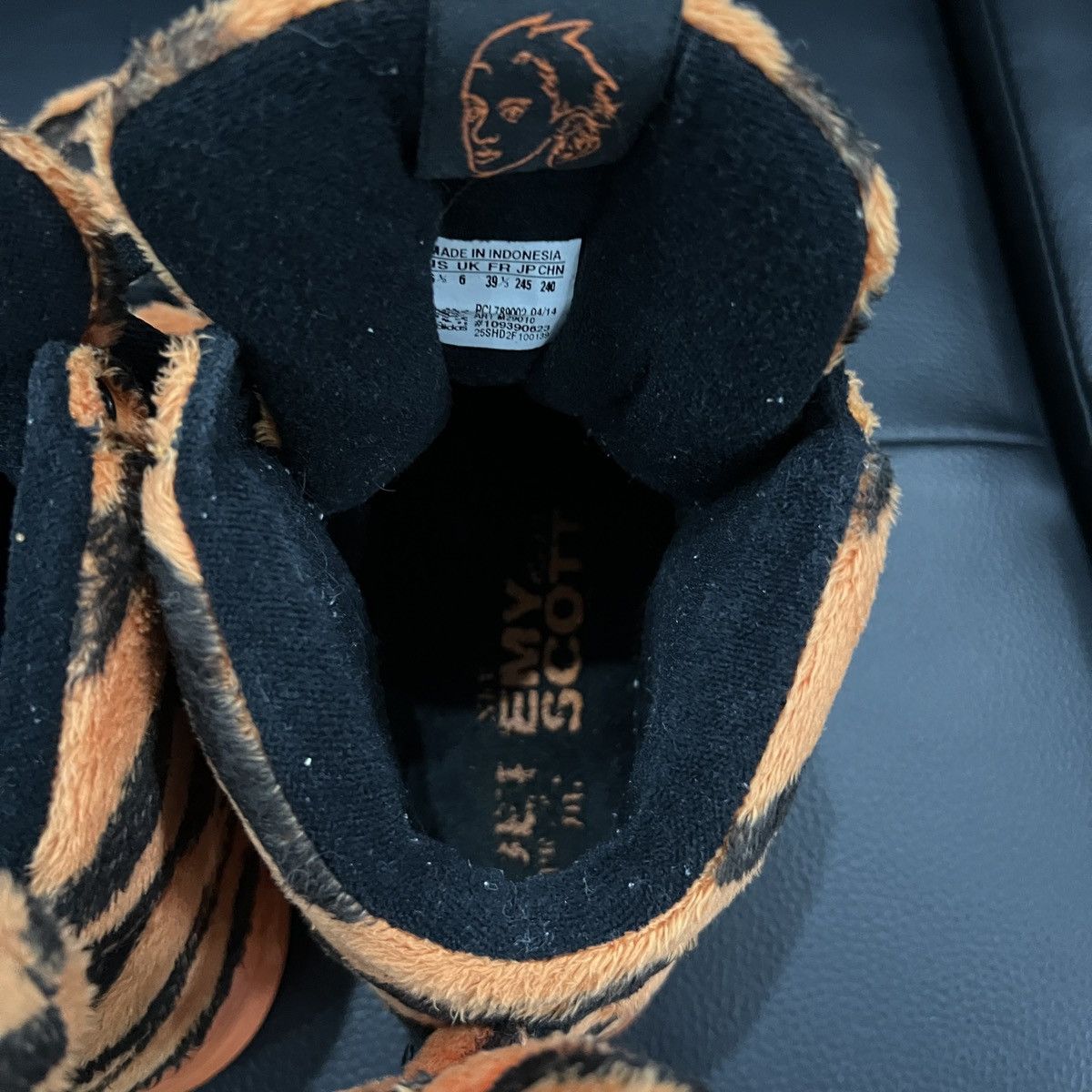Jeremy Scott Adidas by Jeremy Scott FW14 Tiger Print Tail Sneakers Size US 6.5 / IT 36.5 - 13 Thumbnail