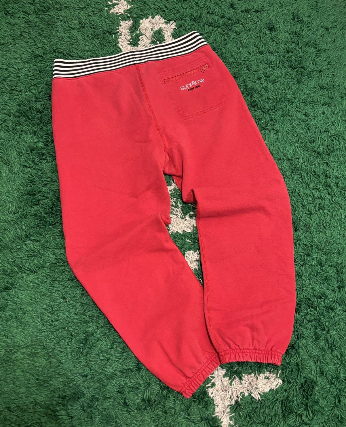 Supreme Supreme Early 2010s Sweatpants Size US 34 / EU 50 - 3 Thumbnail