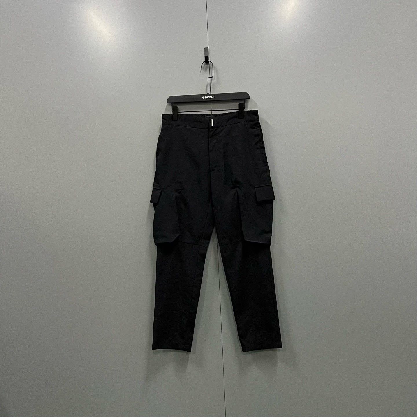 Givenchy Givenchy Cargo Black Casual Pants 32 Men Size US 32 / EU 48 - 1 Thumbnail