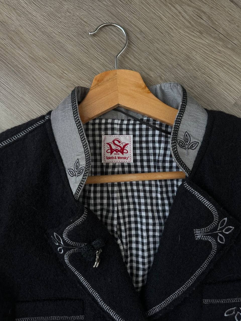 Other UK Vintage Spieth &Wensky Black Wool Jacket German Trachtenwear Size US S / EU 44-46 / 1 - 5 Thumbnail