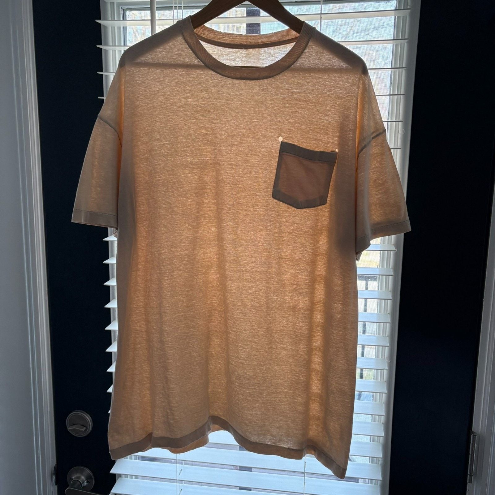 Vintage Vintage Paper Thin Worn Burnout T-Shirt Size L 1980s Brown Size US L / EU 52-54 / 3 - 1 Thumbnail