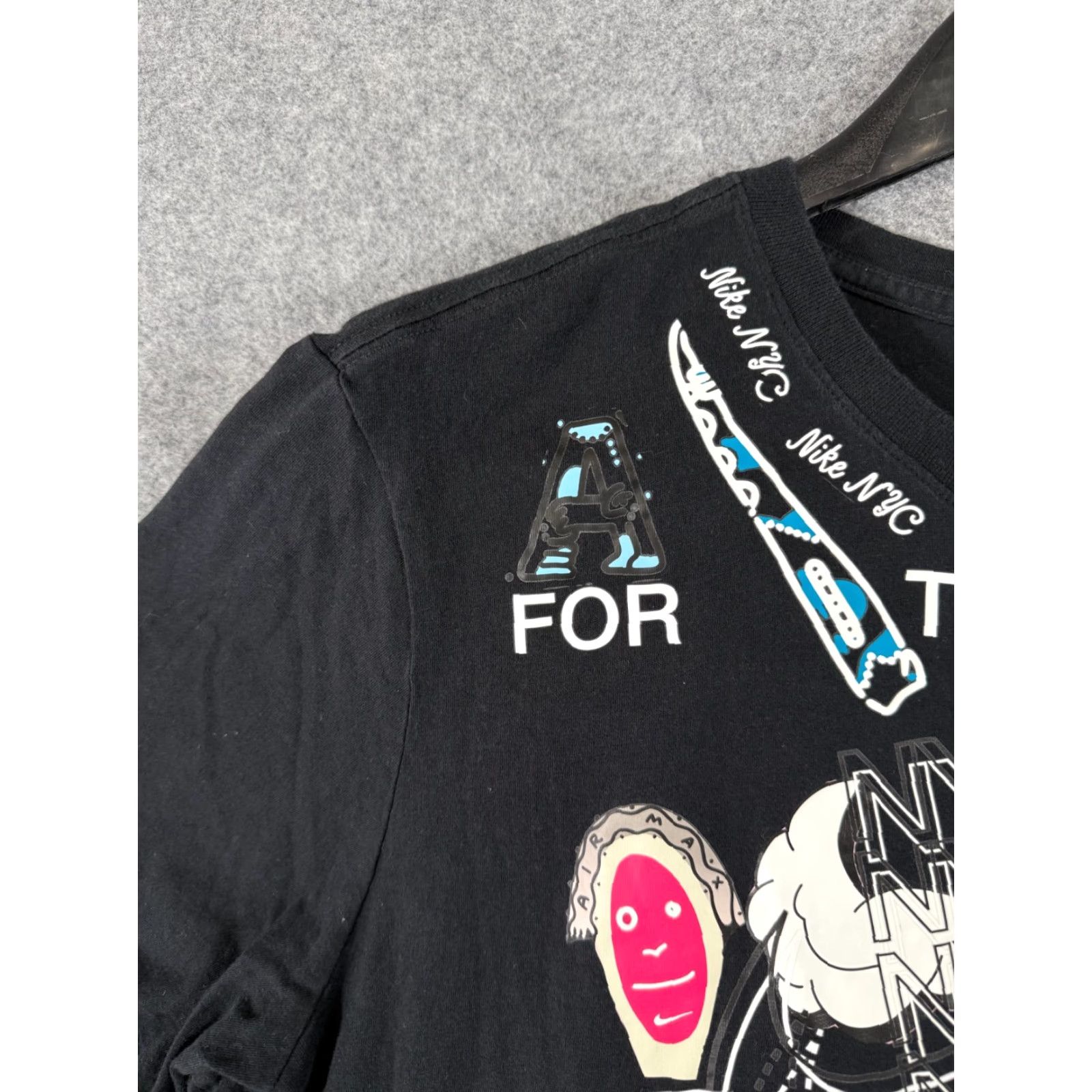 Nike VINTAGE Nike T-Shirt Mens XL Black House Of Innovation NYC Graphic Print Short Sleeve Size US XL / EU 56 / 4 - 5 Thumbnail