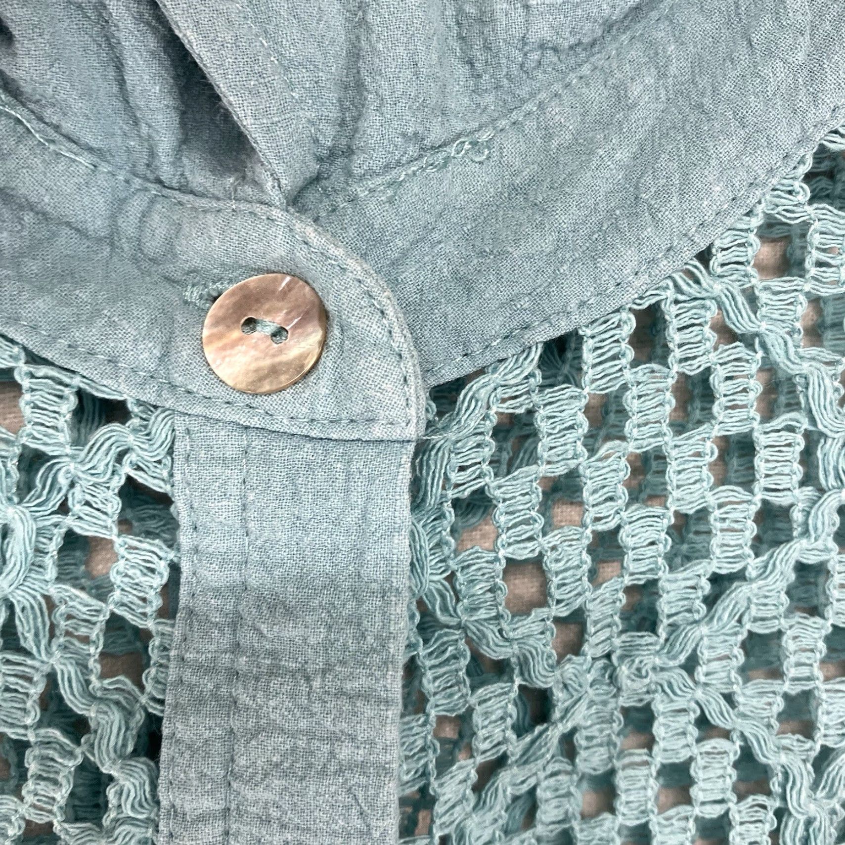 Vintage Women's 1X Button Up Top Collared Sheer Knit Crochet Style Light Aqua Pearl Size XL / US 12-14 / IT 48-50 - 5 Thumbnail