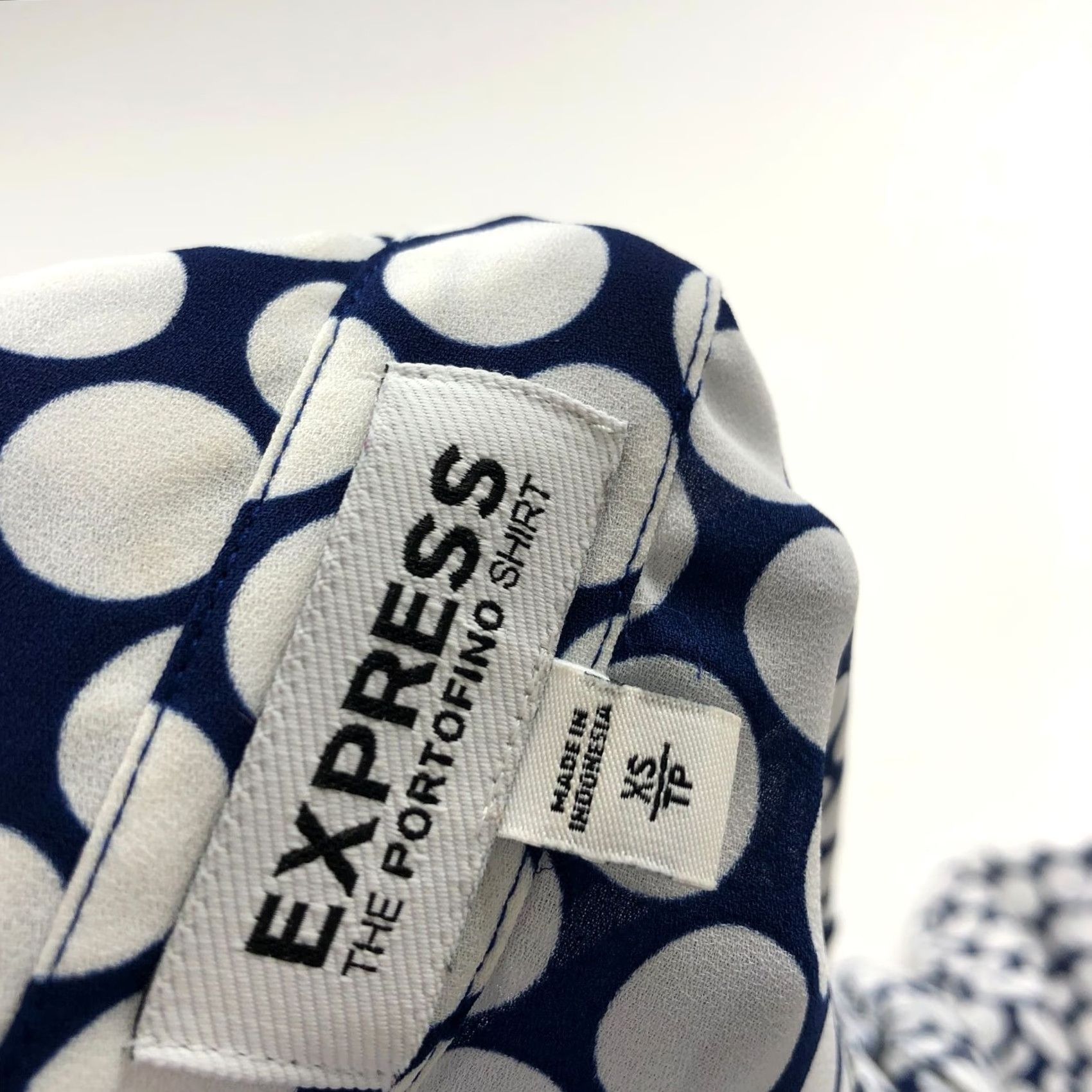 Express Express The Portofino Shirt XS Women Polyester Long Sleeve Polka Dot Shirt Blue Size XS / US 0-2 / IT 36-38 - 7 Thumbnail