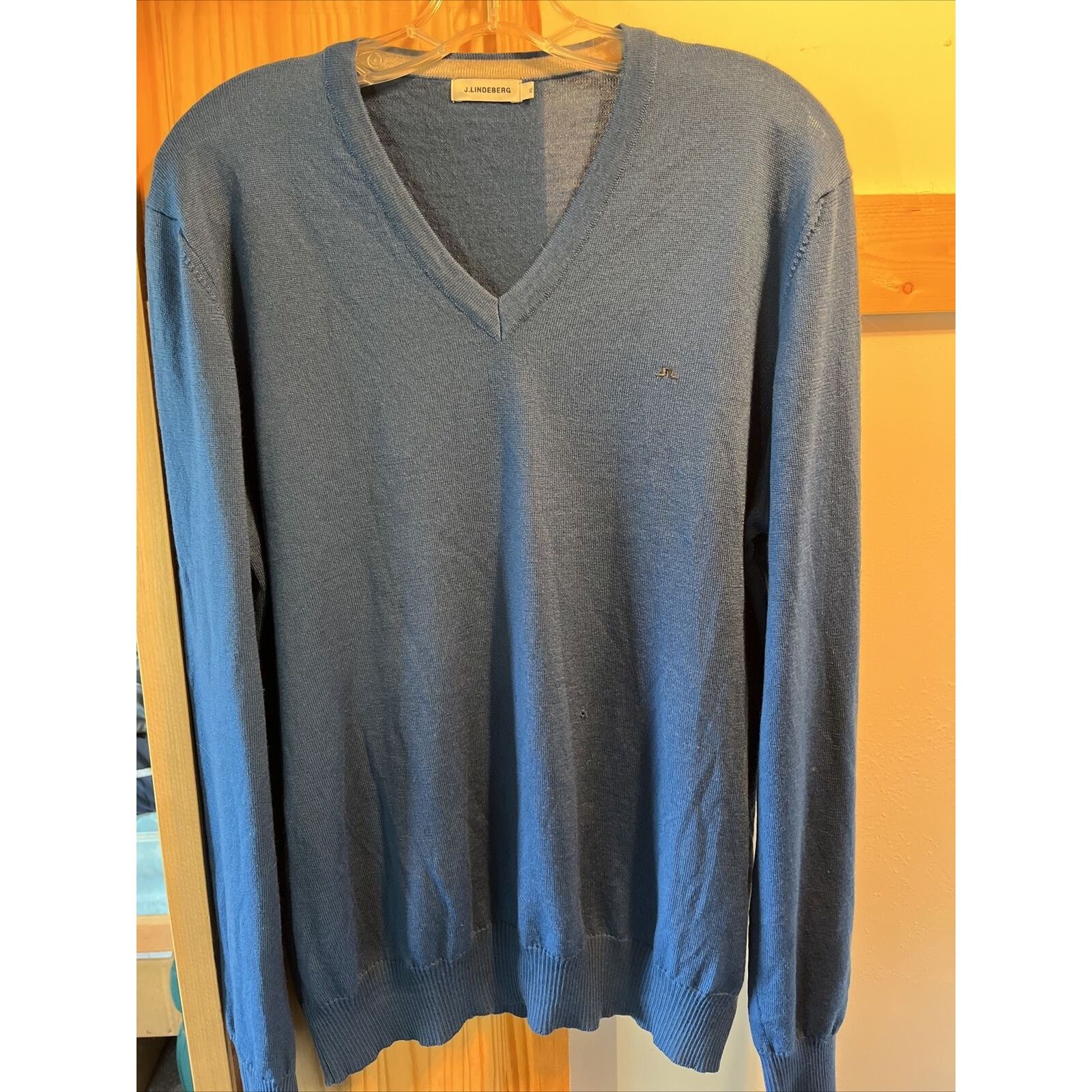 J.Lindeberg J. Lindberg Mens XL Blue Merino Wool V-neck Pullover Sweater Size US XL / EU 56 / 4 - 2 Thumbnail