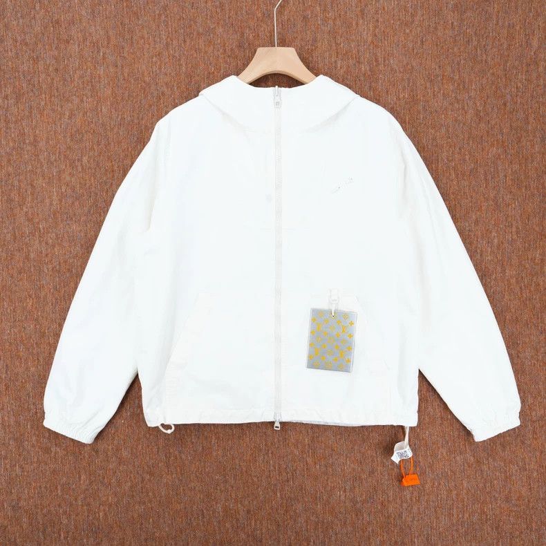 Louis Vuitton Louis Vuitton Reversible White Windbreaker Jacket-dmc Size US L / EU 52-54 / 3 - 1 Thumbnail