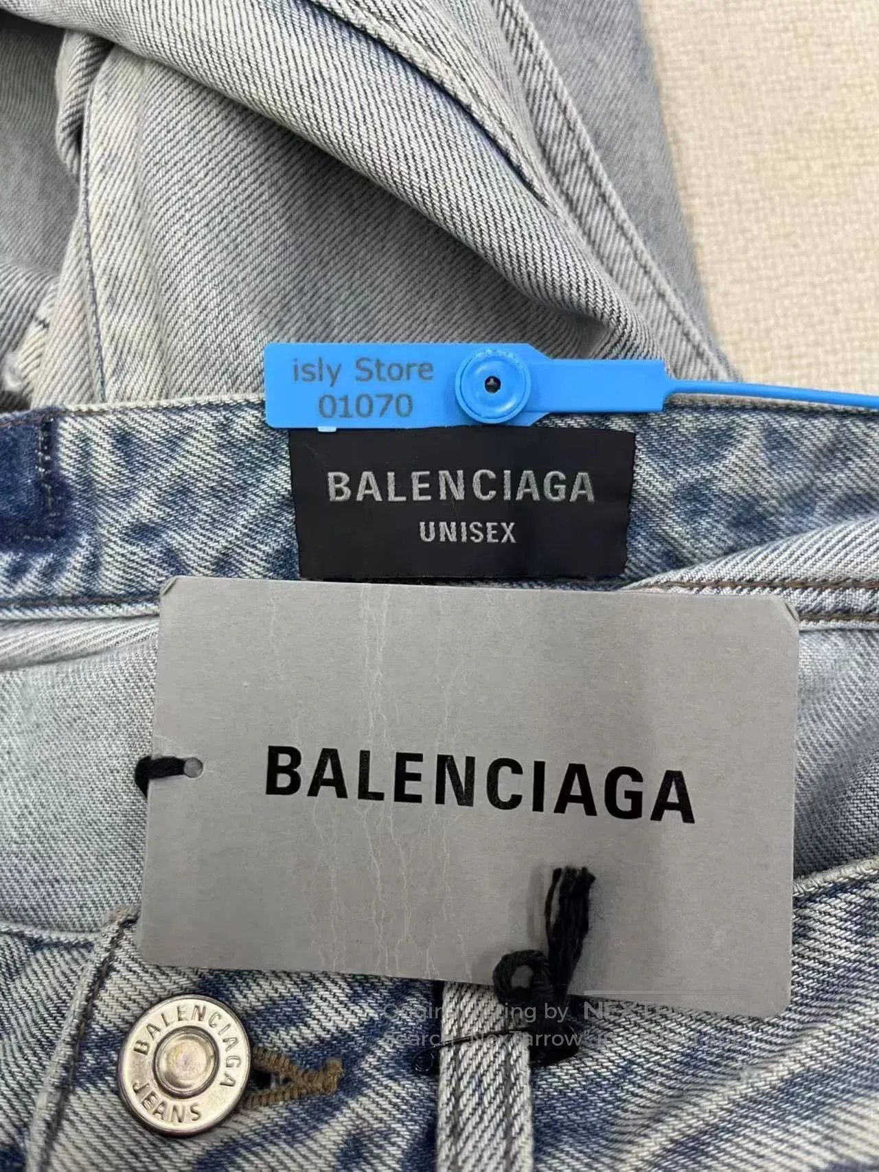 Balenciaga Balenciaga Men's Distressed Mid. Size US 28 / EU 44 - 3 Thumbnail