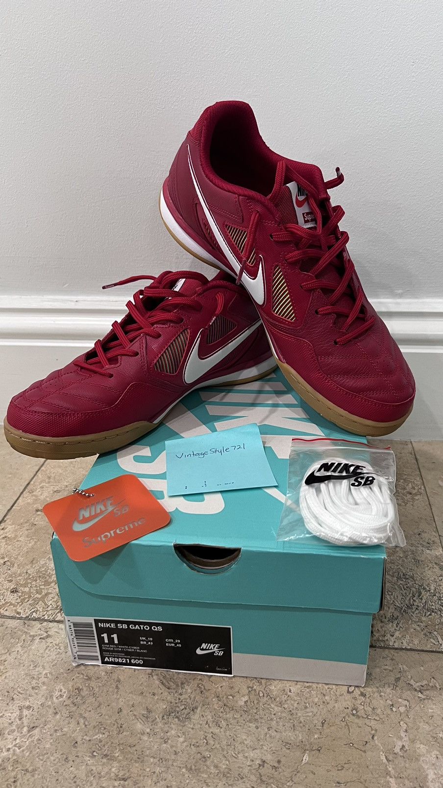 Nike SB Gato Supreme Red Size 11 Hi Top Sneakers