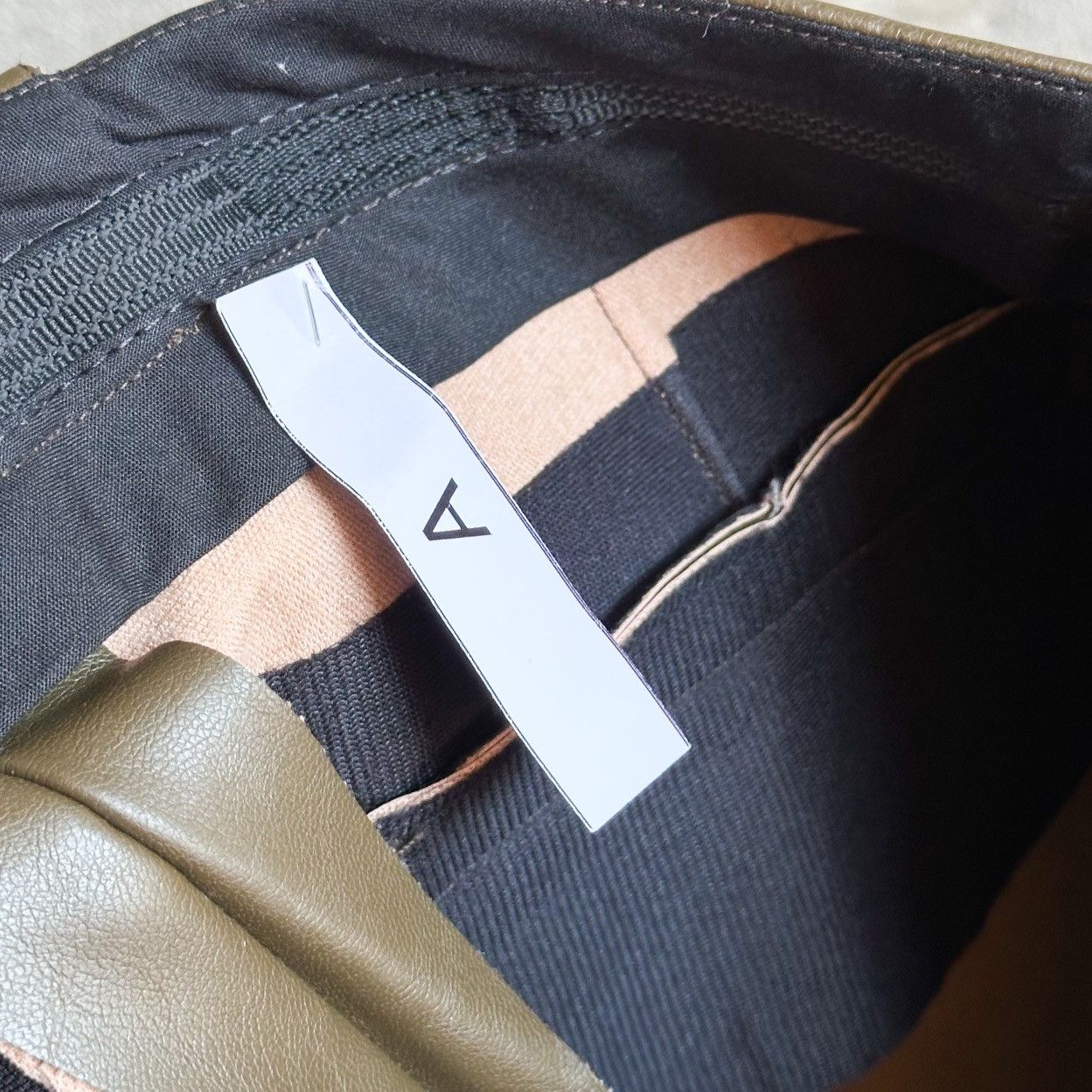 Y/Project SAMPLE Y/Project Vegan Leather Trousers Size US 32 / EU 48 - 5 Thumbnail