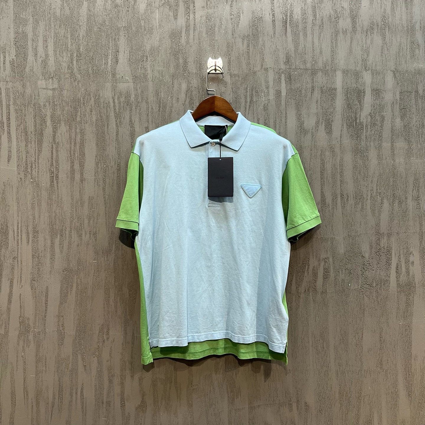 Prada Prada Colorblock Polo Shirt Size L Size US L / EU 52-54 / 3 - 1 Thumbnail