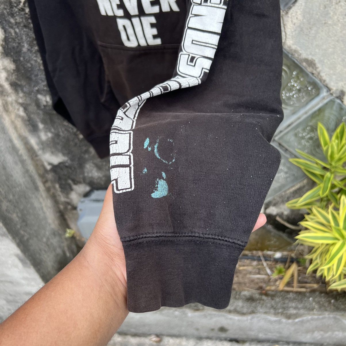 Other “LEGENDS NEVER DIE GRAPHIC HOODIE – KOBE TUPAC NIPSEY” Size US XL / EU 56 / 4 - 9 Thumbnail