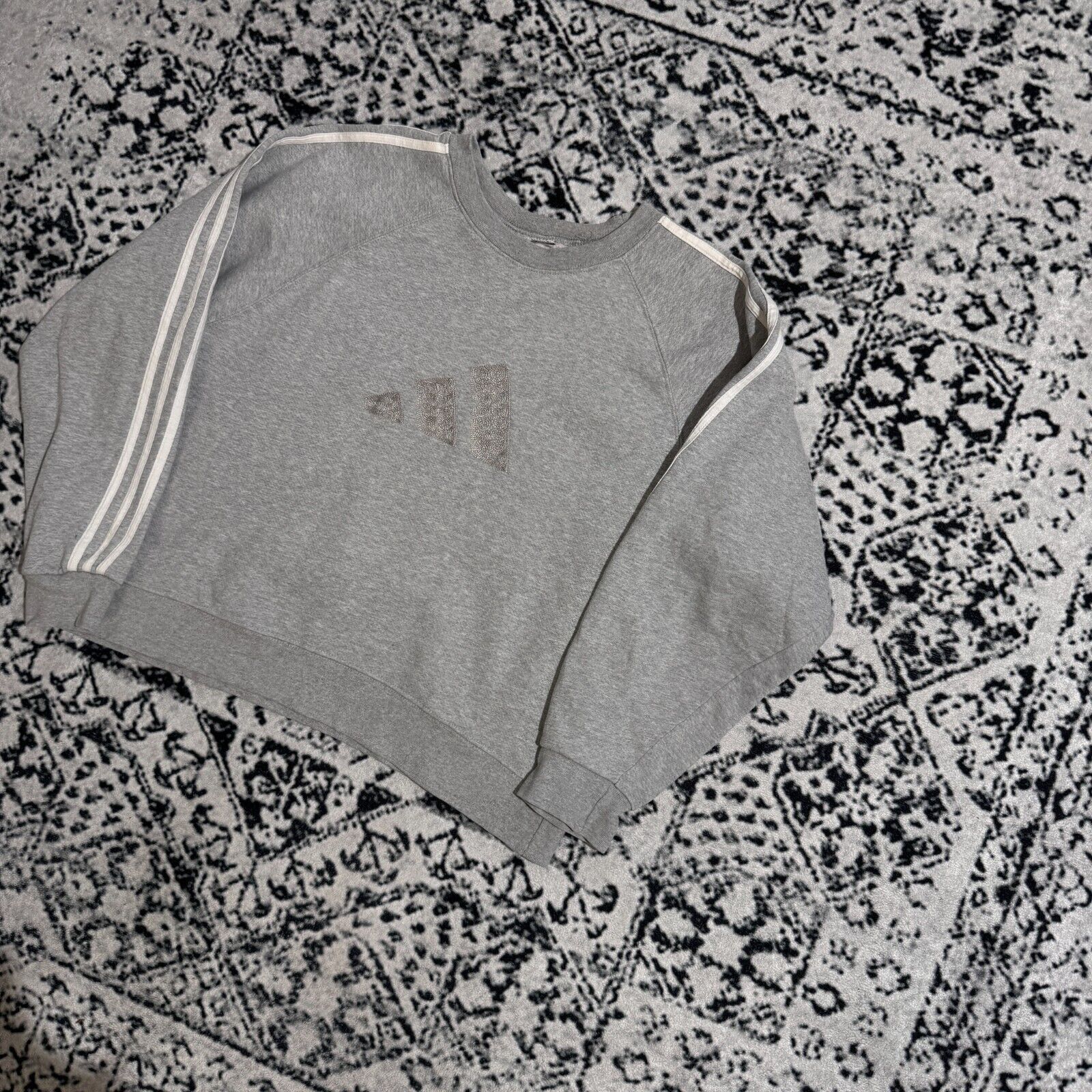 Adidas × Vintage Vintage Adidas Women's Gray Cotton Crewneck Size L Size US L / EU 52-54 / 3 - 2 Thumbnail