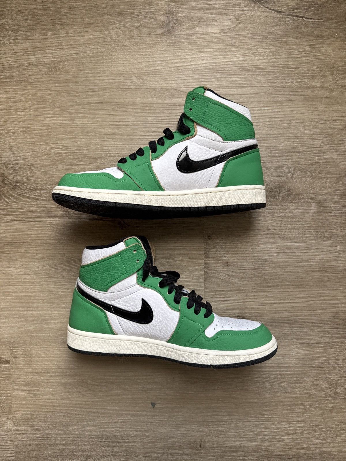 Nike Air Jordan 1 Retro High OG “Lucky Green” Size US 8 / IT 38 - 2 Thumbnail