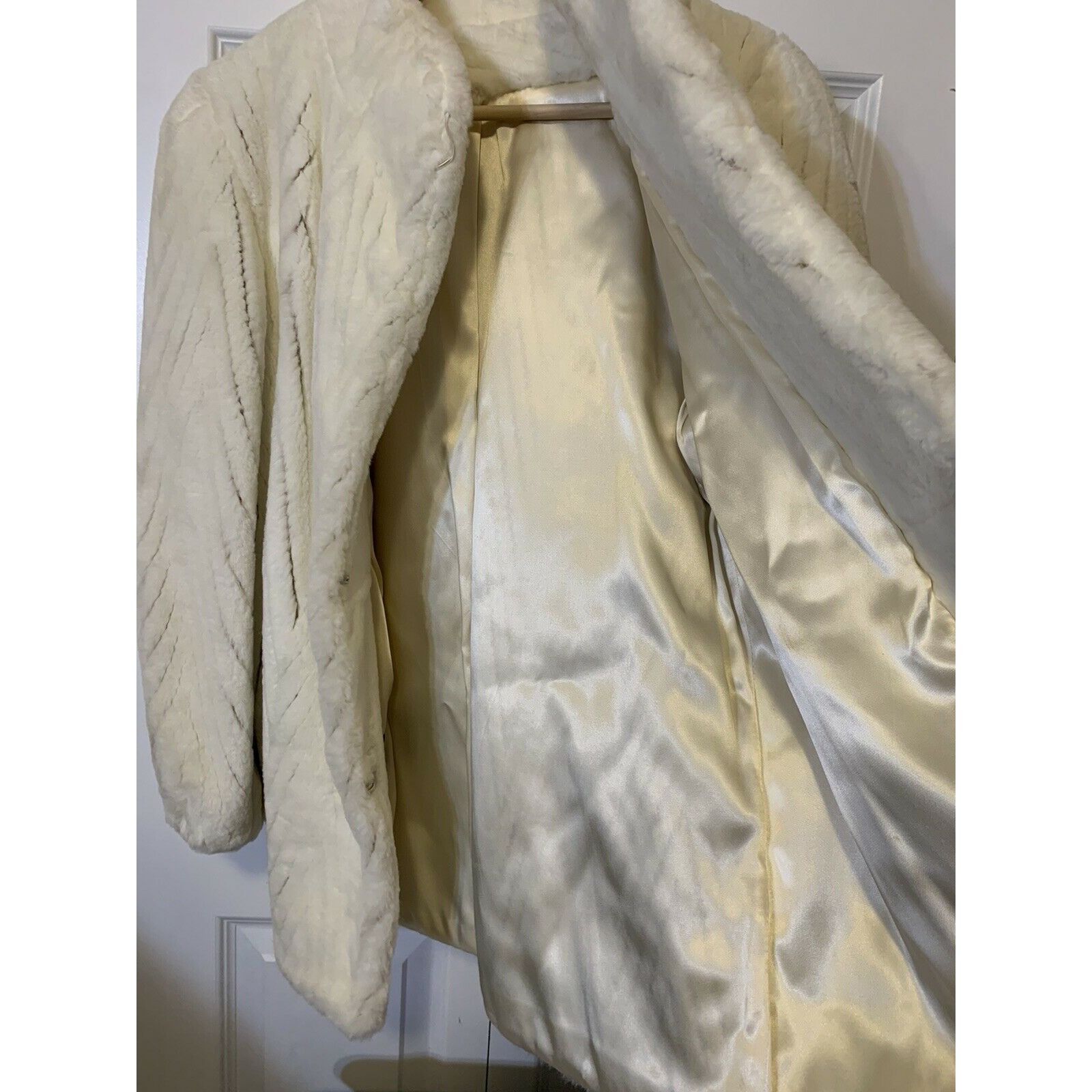 Vintage Vintage Style VI Ltd Ladies Sz S White Faux Mink Fur Coat Ve Size S / US 4 / IT 40 - 3 Thumbnail