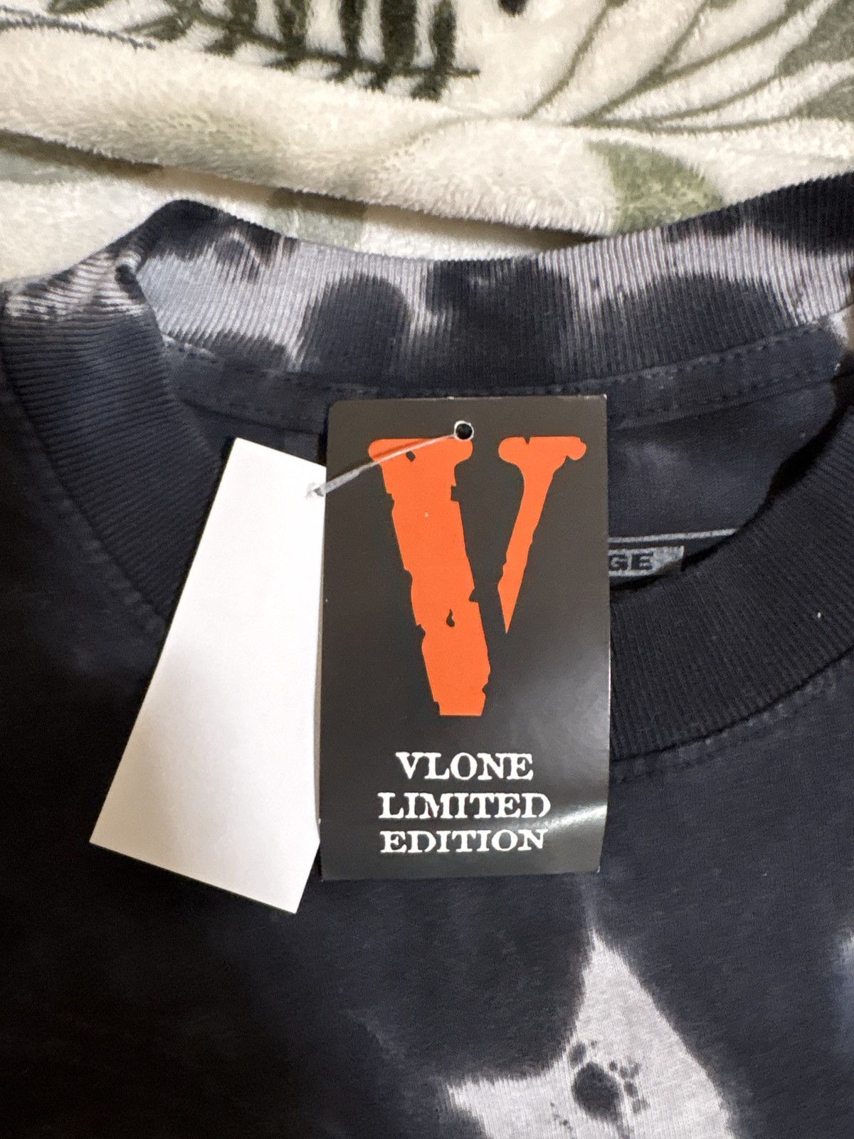 Vlone Vlone Tie Dye Multicolor Shirt Size US L / EU 52-54 / 3 - 4 Thumbnail