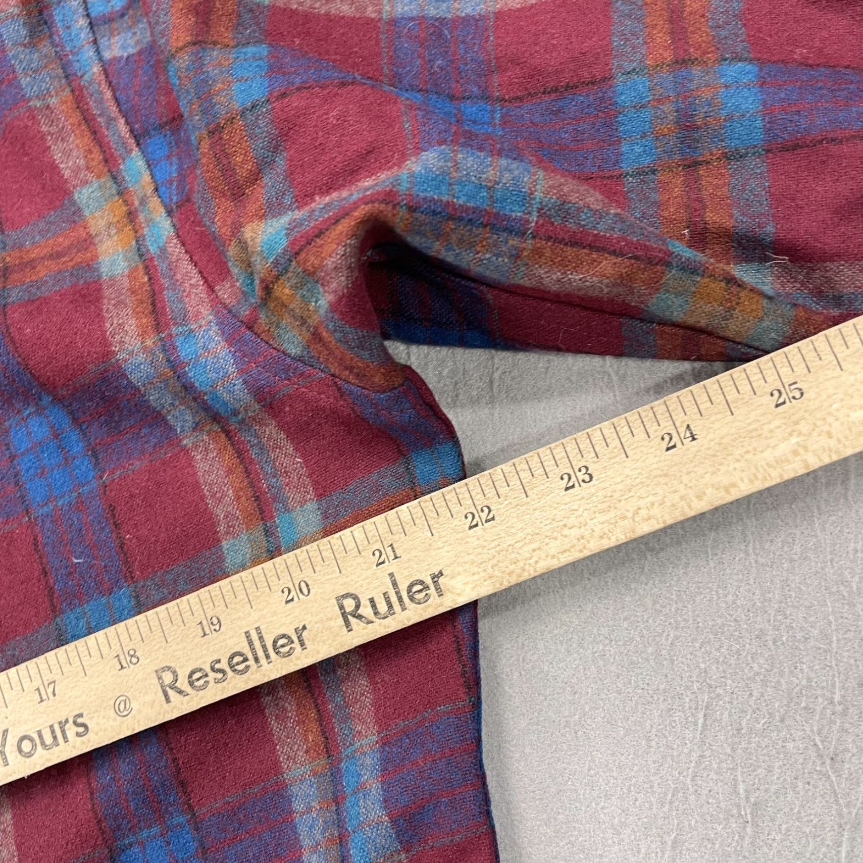 Pendleton VINTAGE Pendleton Shirt Mens M Red Plaid Wool Flannel Button-Up 70s USA 100% Virgin Wool Pockets Long Sleeve Button-Up Mens Size US M / EU 48-50 / 2 - 7 Thumbnail