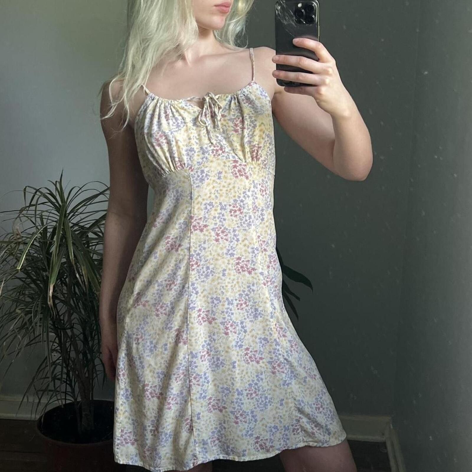 Kohl's Pastel floral summer midi dress Size S / US 4 / IT 40 - 6 Thumbnail