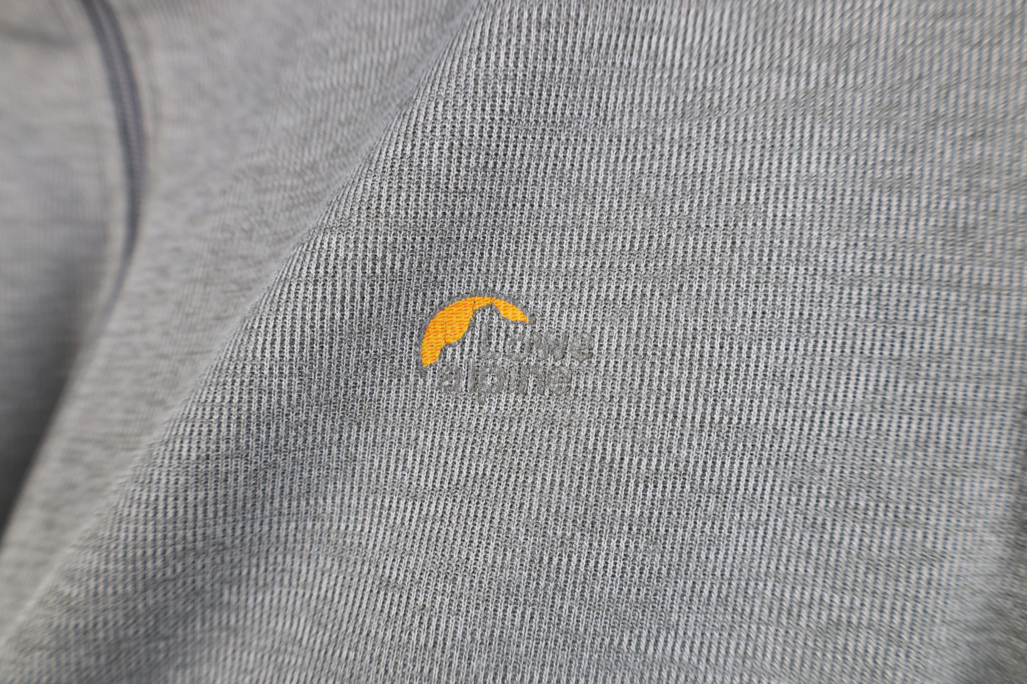 Vintage Vintage Lowe Alpine Thermal Ribbed Knit Half Zip Jacket Top Size US S / EU 44-46 / 1 - 4 Thumbnail