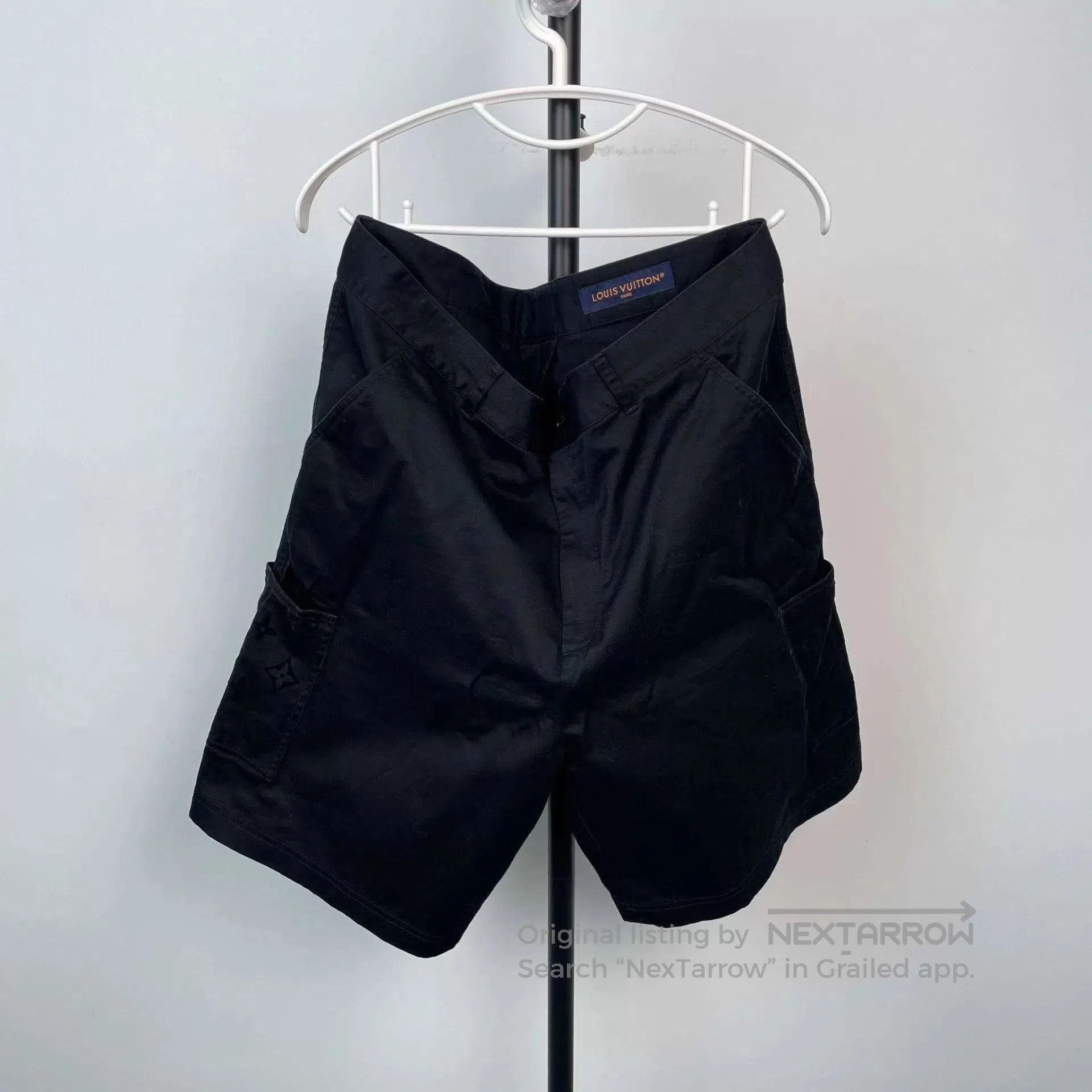 Louis Vuitton Black Cargo Shorts with Pattern Details. Size US 38 / EU 54 - 2 Thumbnail