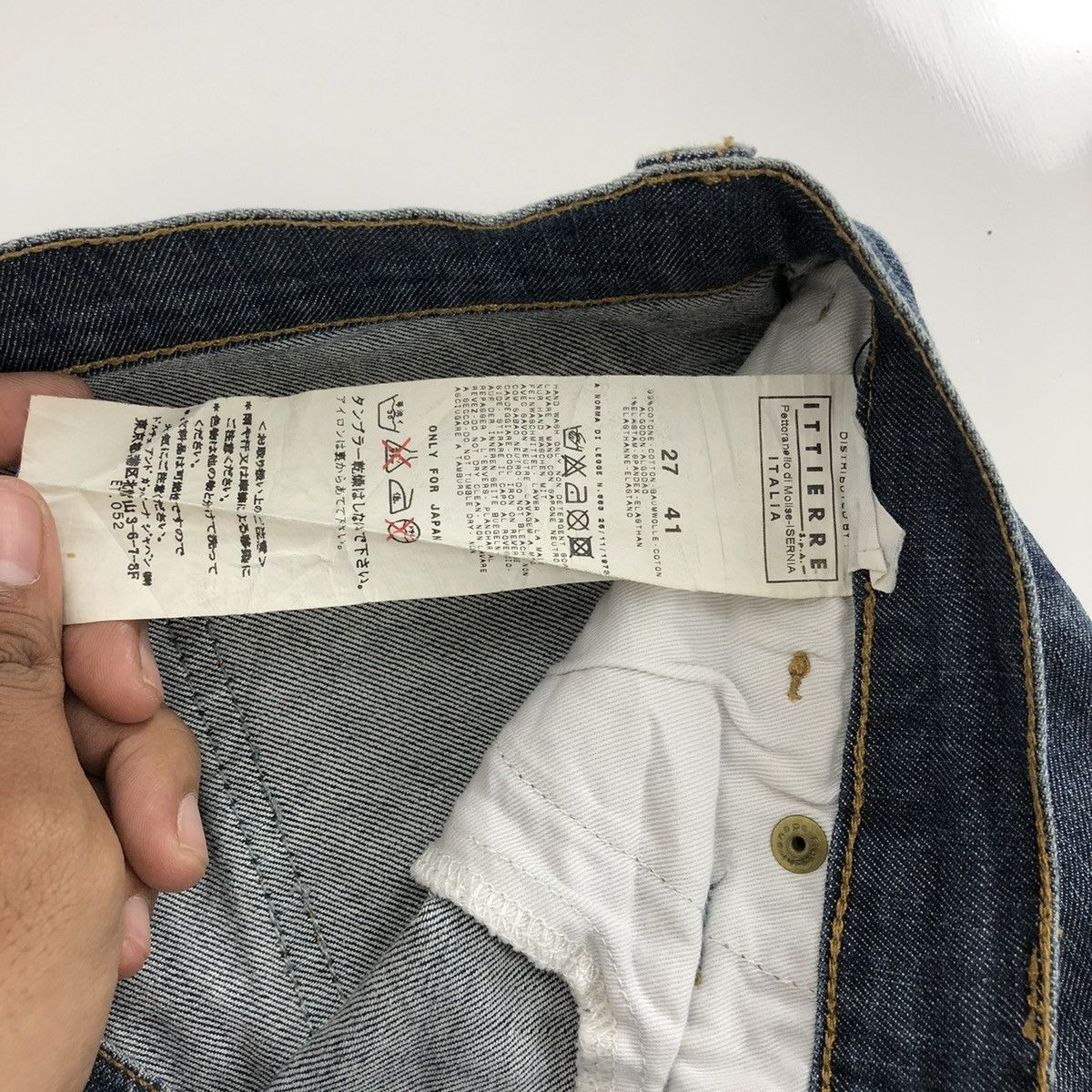 Designer × Dolce & Gabbana × Vintage Vintage Dolce & Gabbana Studded Boot Cut Flared Jeans Size US 27 - 7 Thumbnail