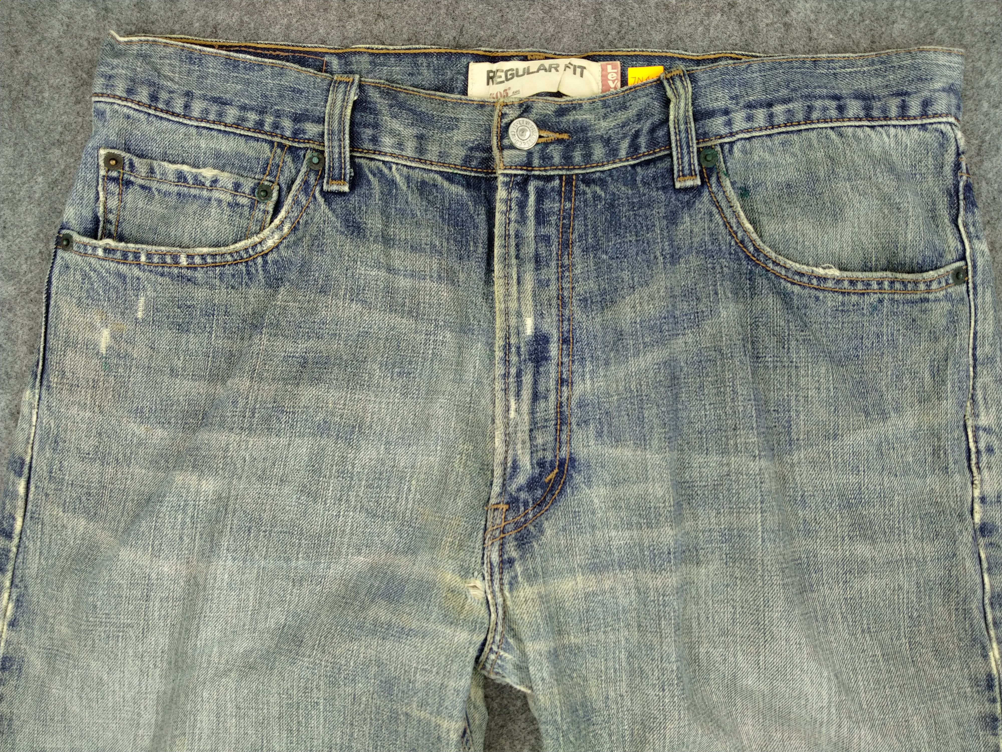Levi's Distressed Vintage Levi's 505 Regular Fit Denim -JN403 Size US 36 / EU 52 - 3 Thumbnail