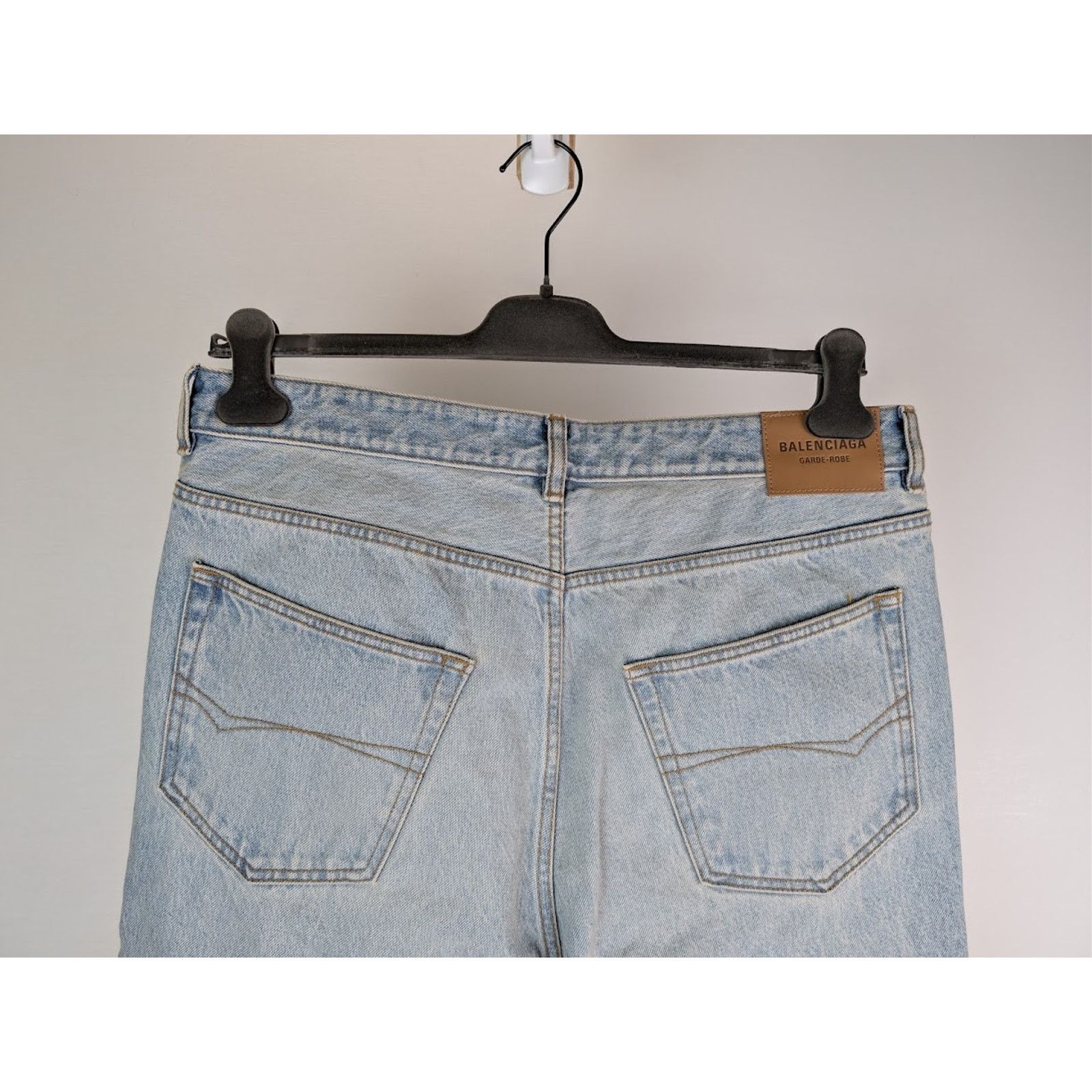 Balenciaga o1rshd1 Flared Denim Pants in Light Indigo/Madder Size US 33 - 10 Thumbnail