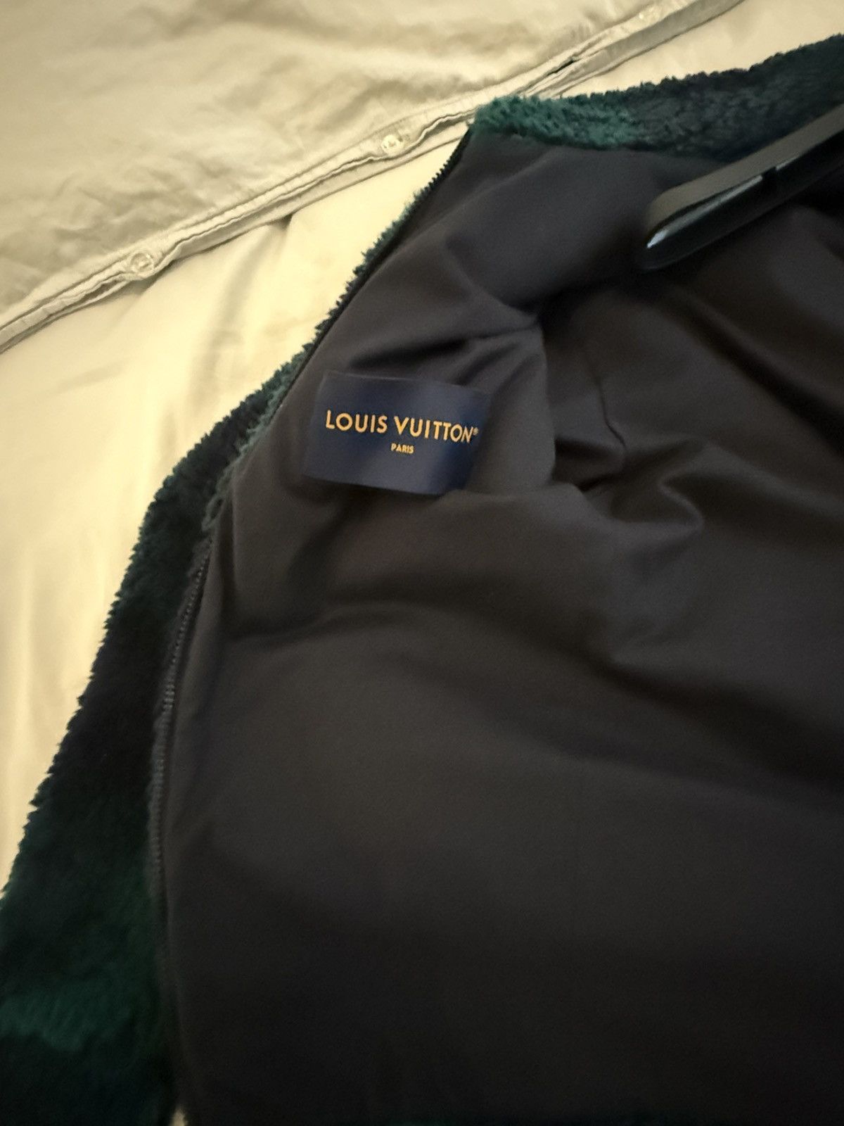 Louis Vuitton Louis Vuitton Fleece Teddy Jacket Size US L / EU 52-54 / 3 - 8 Thumbnail