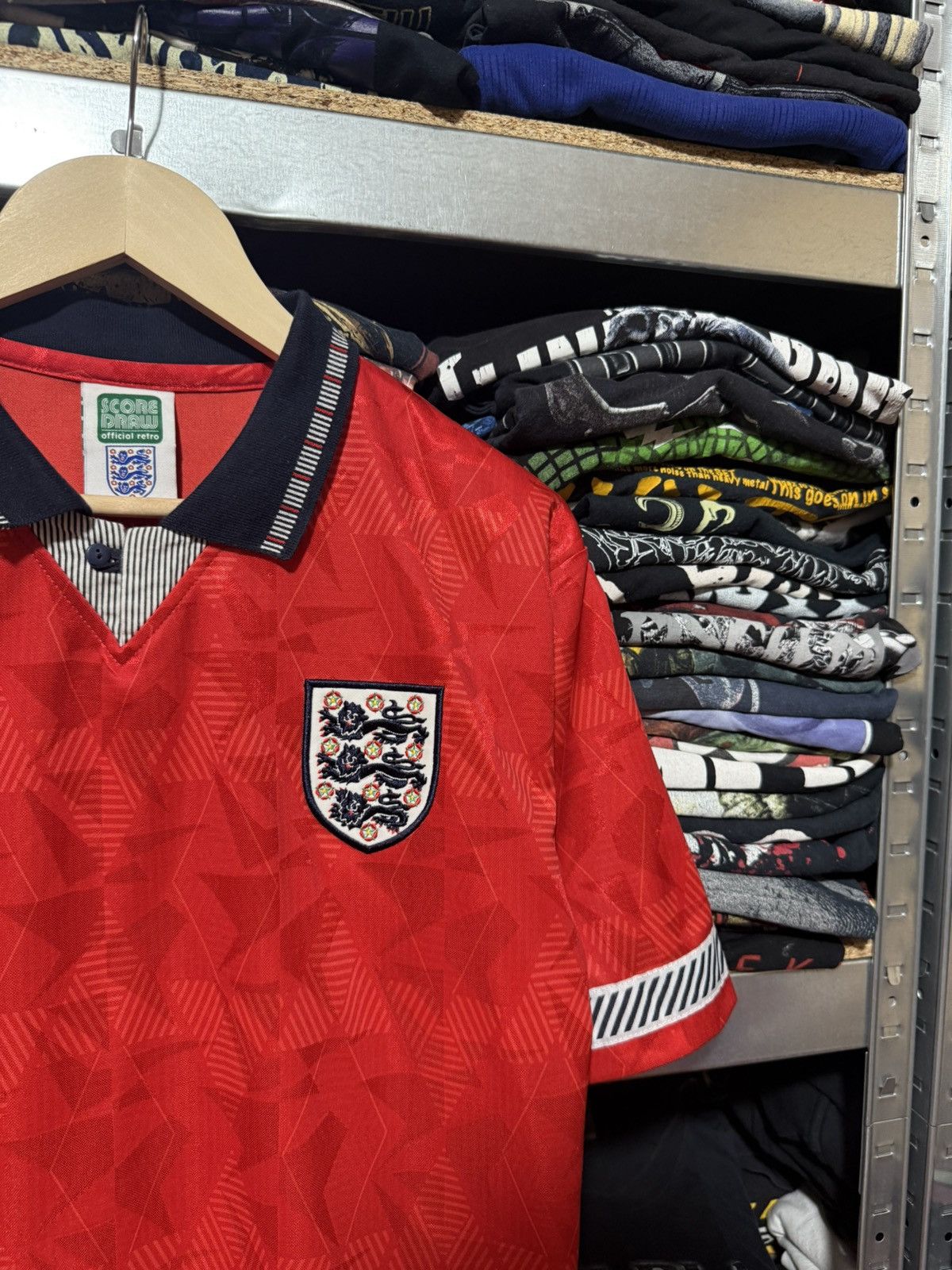 Vintage England Score Draw Red 1990 World Cup Away Football Shirt Size US S / EU 44-46 / 1 - 4 Thumbnail