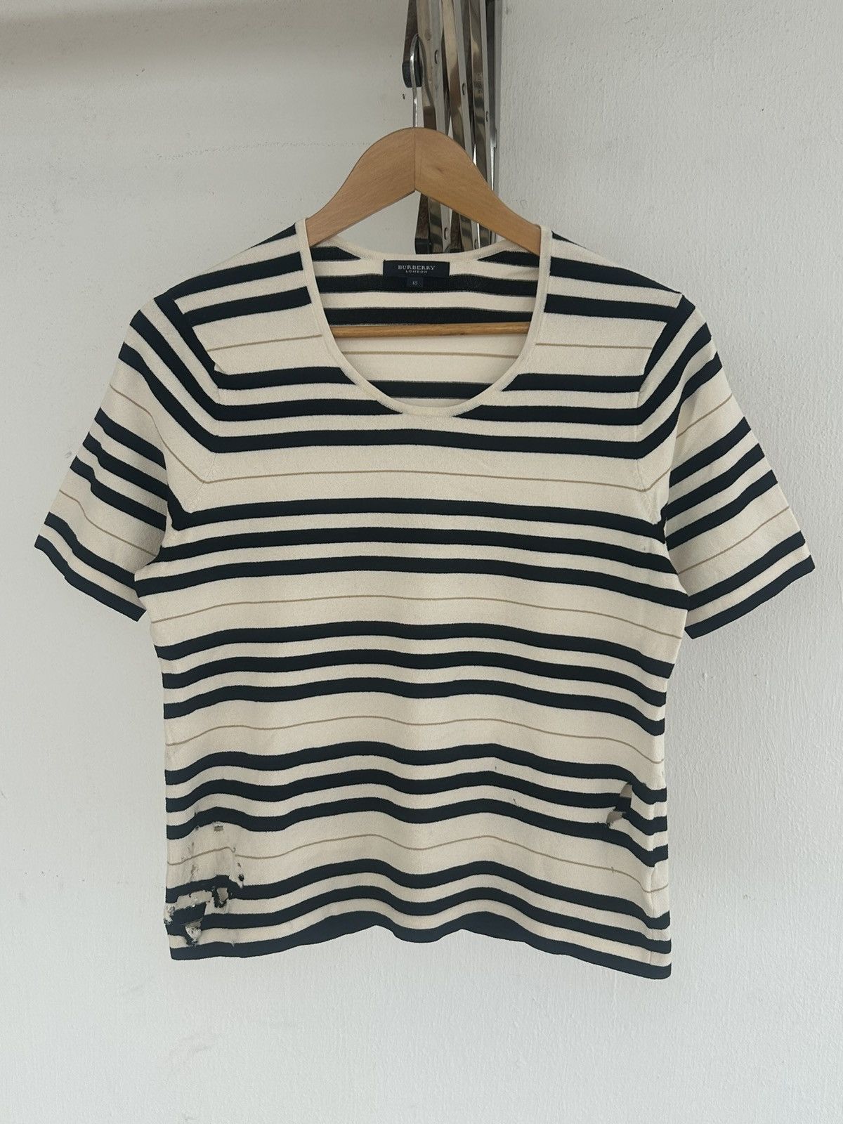 Burberry Burberry Ripped Vintage Stripe Tee Size S / US 4 / IT 40 - 1 Thumbnail