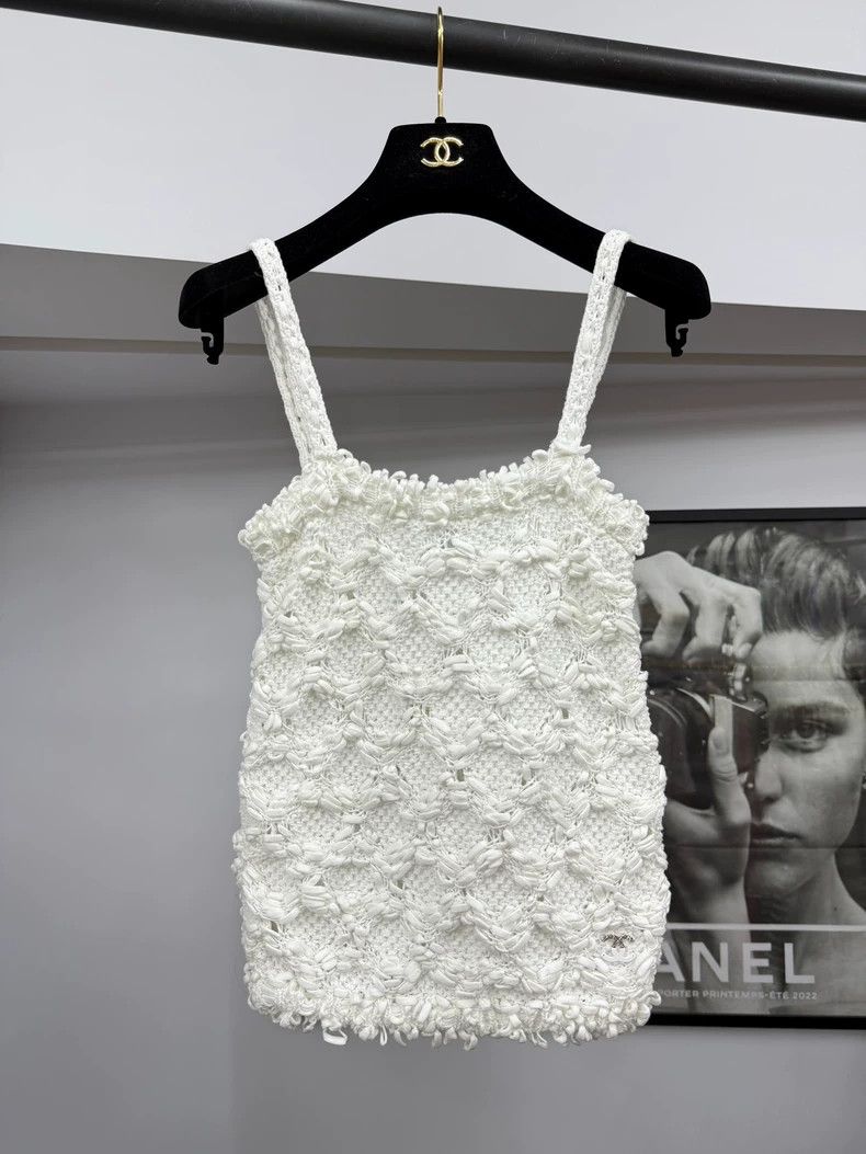 Chanel Chanel 25P white three-dimensional crochet knitted suspend Size XXS / US 00 / IT 34 - 1 Thumbnail