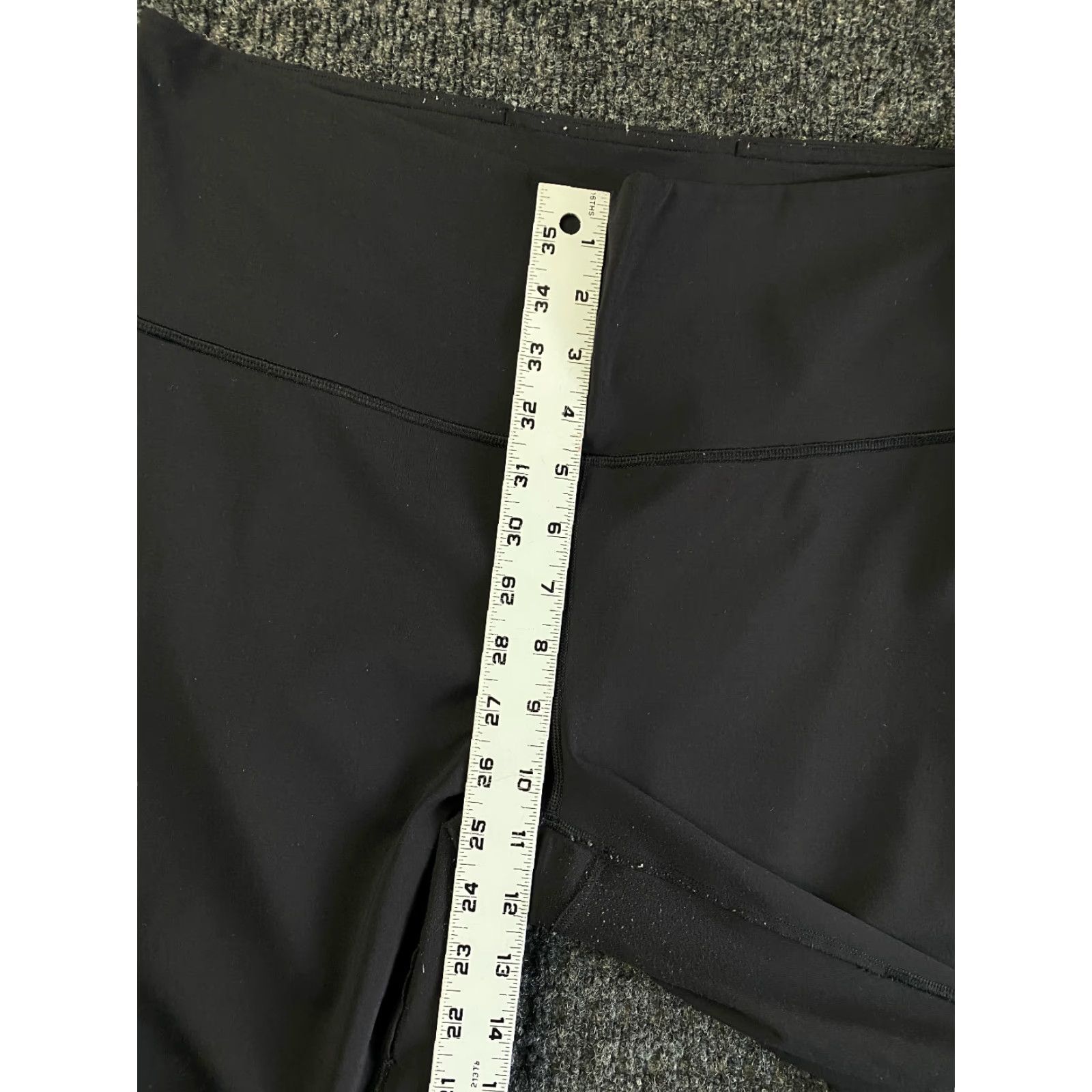 Lululemon VINTAGE Lululemon Align High Rise Cropped 21” Yoga Pants Black 12 LW6AEISX10217 Size 34" / US 12 / IT 48 - 6 Thumbnail