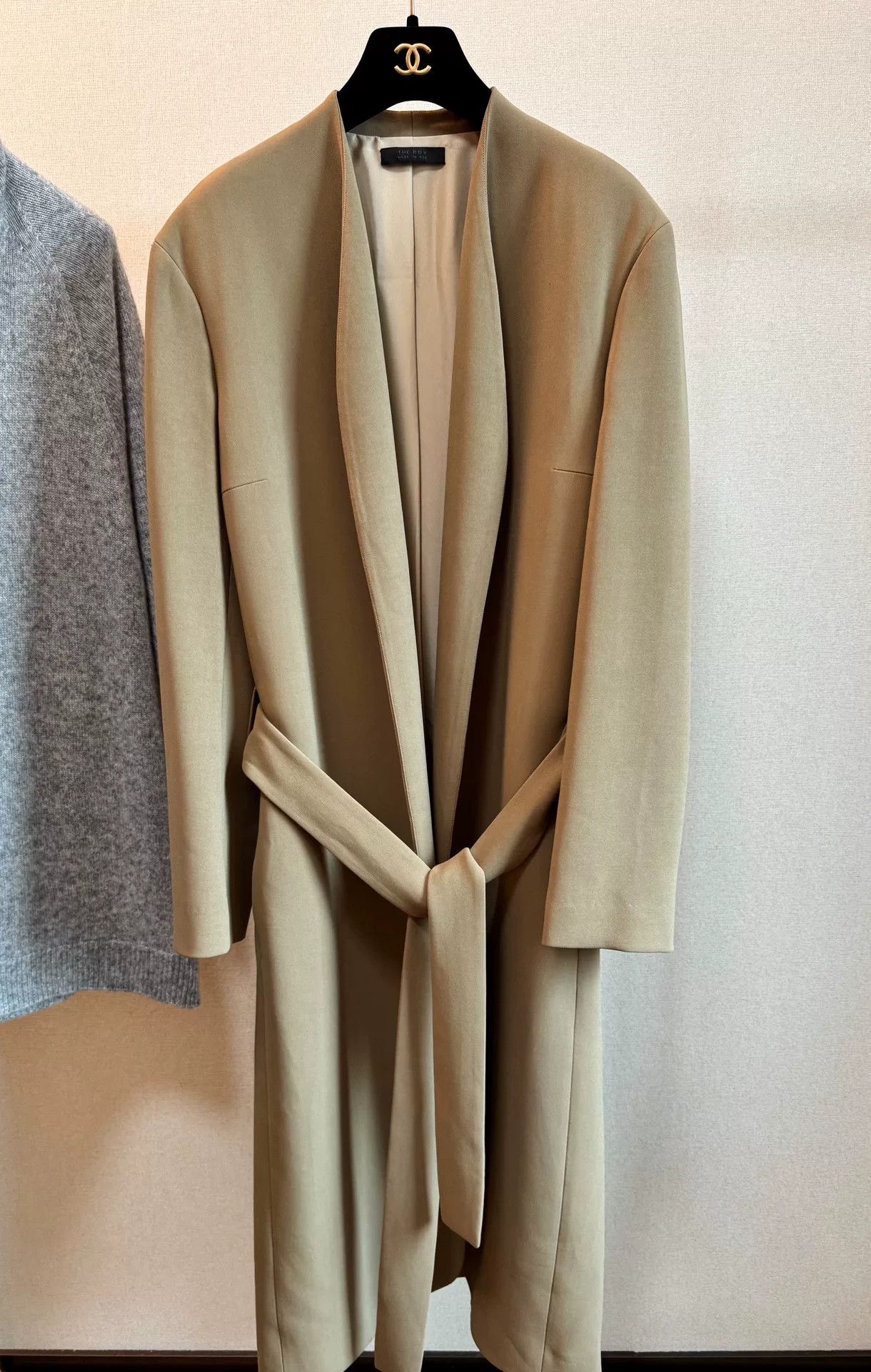 The Row The Row Runway Belted Coat Size US L / EU 52-54 / 3 - 1 Thumbnail