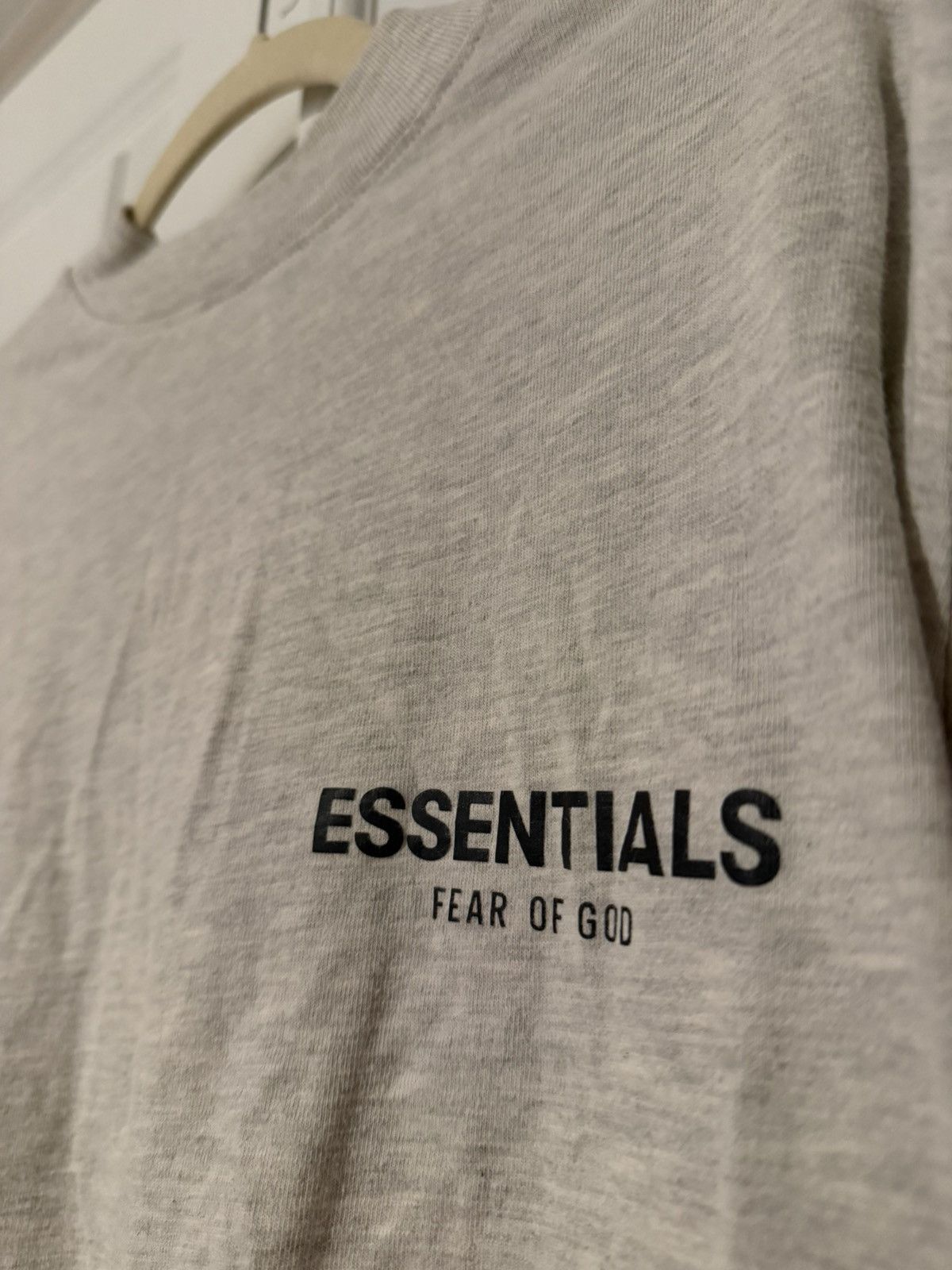 Essentials Essentials Fear Of God Oatmeal Long Sleeve T-Shirt Size US S / EU 44-46 / 1 - 4 Thumbnail