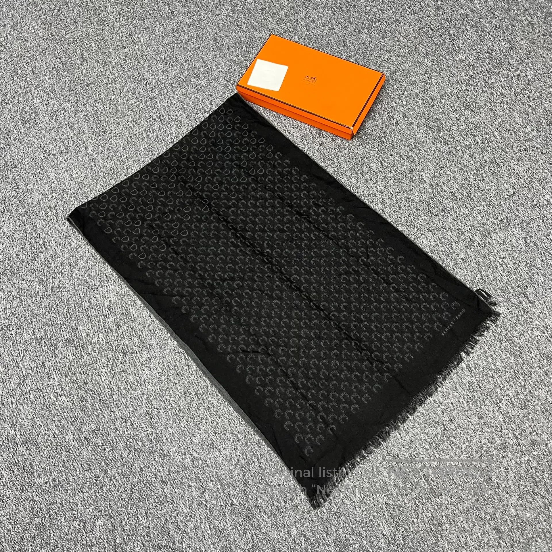 Hermes Hermes Horseshoe print, cashmere scarf| Size ONE SIZE - 2 Thumbnail