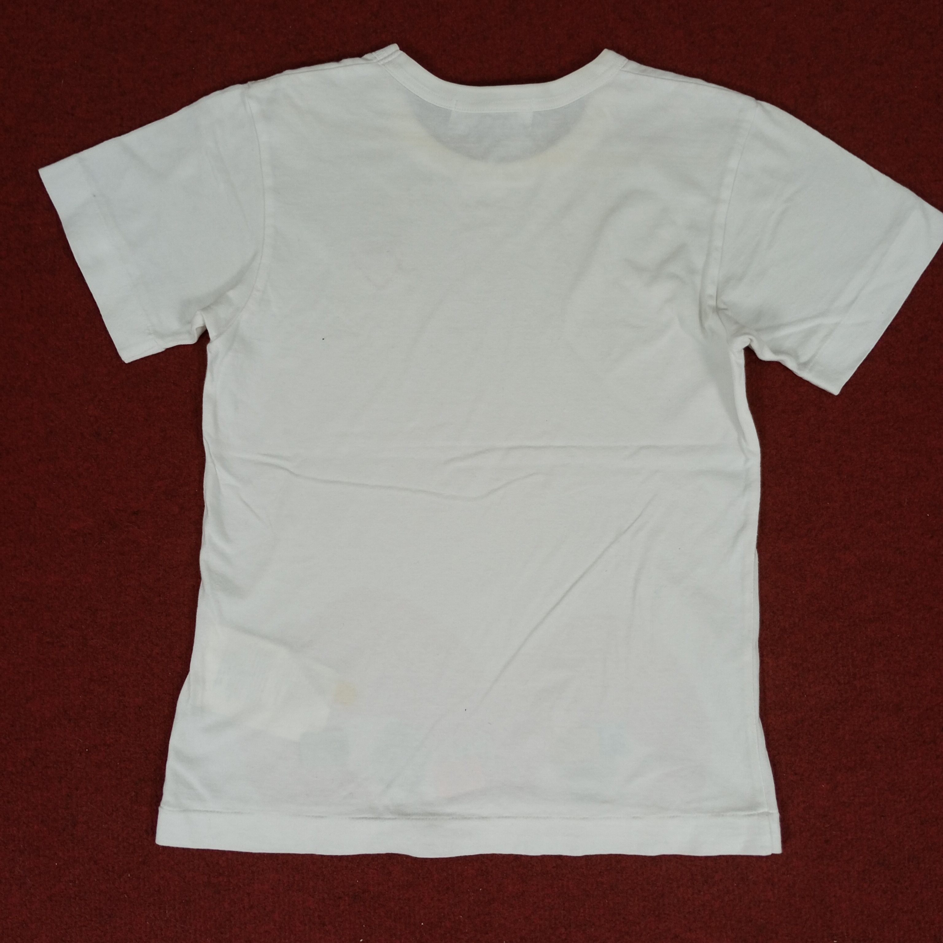 Comme des Garcons Play Comme Des Garcons Japanese Brand Logo Design Tshirt Size US XS / EU 42 / 0 - 4 Thumbnail