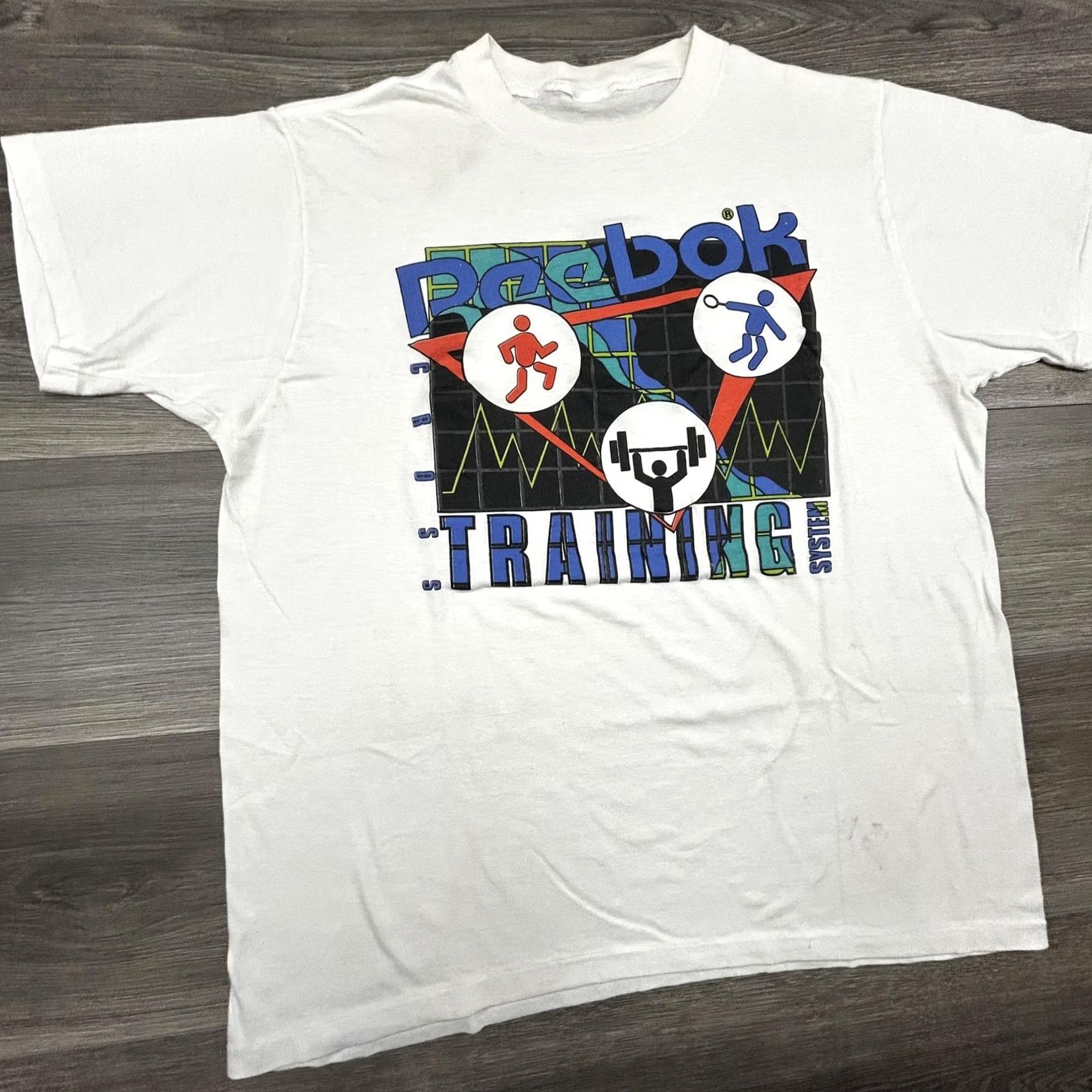 Reebok VINTAGE Reebok Shirt Mens Large White Gym Graphic Fitness Single Stitch 80s USA Size US L / EU 52-54 / 3 - 3 Thumbnail