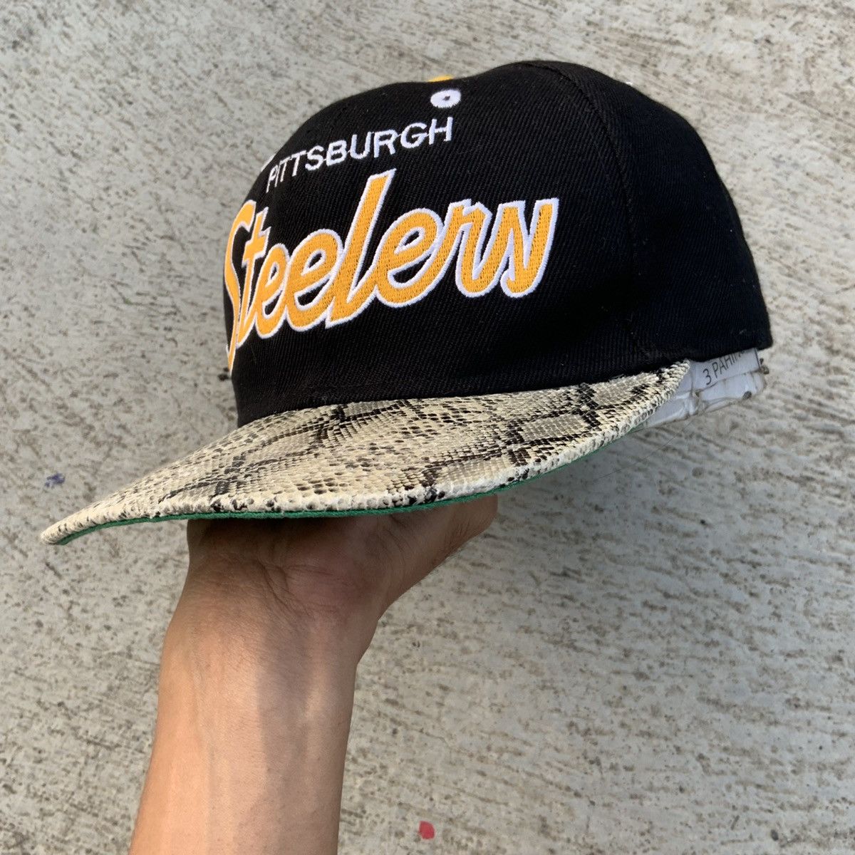 Rsvp Gallery Rsvp x Mitchell & Ness pittsburgh steelers snake brim Size ONE SIZE - 10 Thumbnail