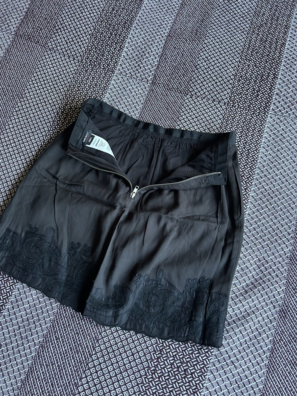 Miss Sixty Miss Sixty Collection Vintage Avantgarde Style Skirt Size S Size 28" / US 6 / IT 42 - 9 Thumbnail