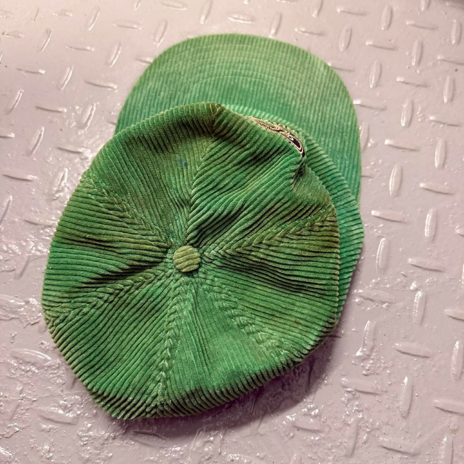 Delong VTG DeLONG Cheers Boston Bull Finch Pub Corduroy Hat Green Size ONE SIZE - 5 Thumbnail
