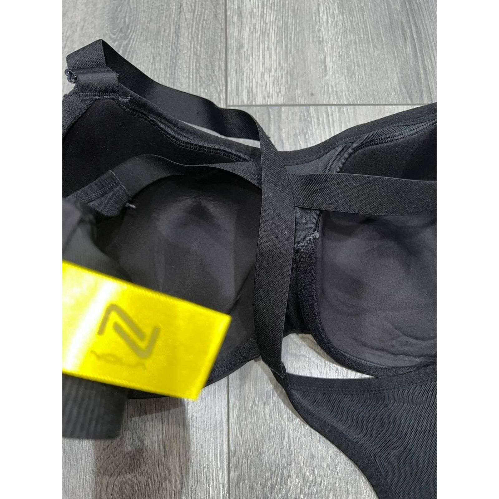 & Other Stories Nola black mesh overlay sports bra Size 38 DDD A003216 Size ONE SIZE - 6 Thumbnail