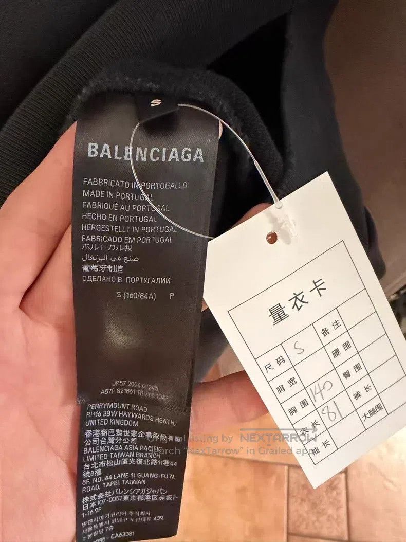 Balenciaga Balenciaga Black Band Portrait Hooded Sweater Size US S / EU 44-46 / 1 - 4 Thumbnail