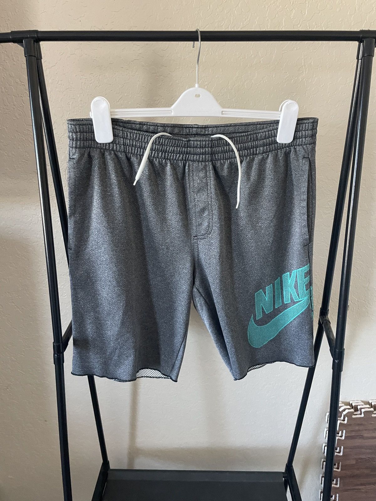 Nike SB Nike SB skater shorts Size US 34 / EU 50 - 1 Thumbnail