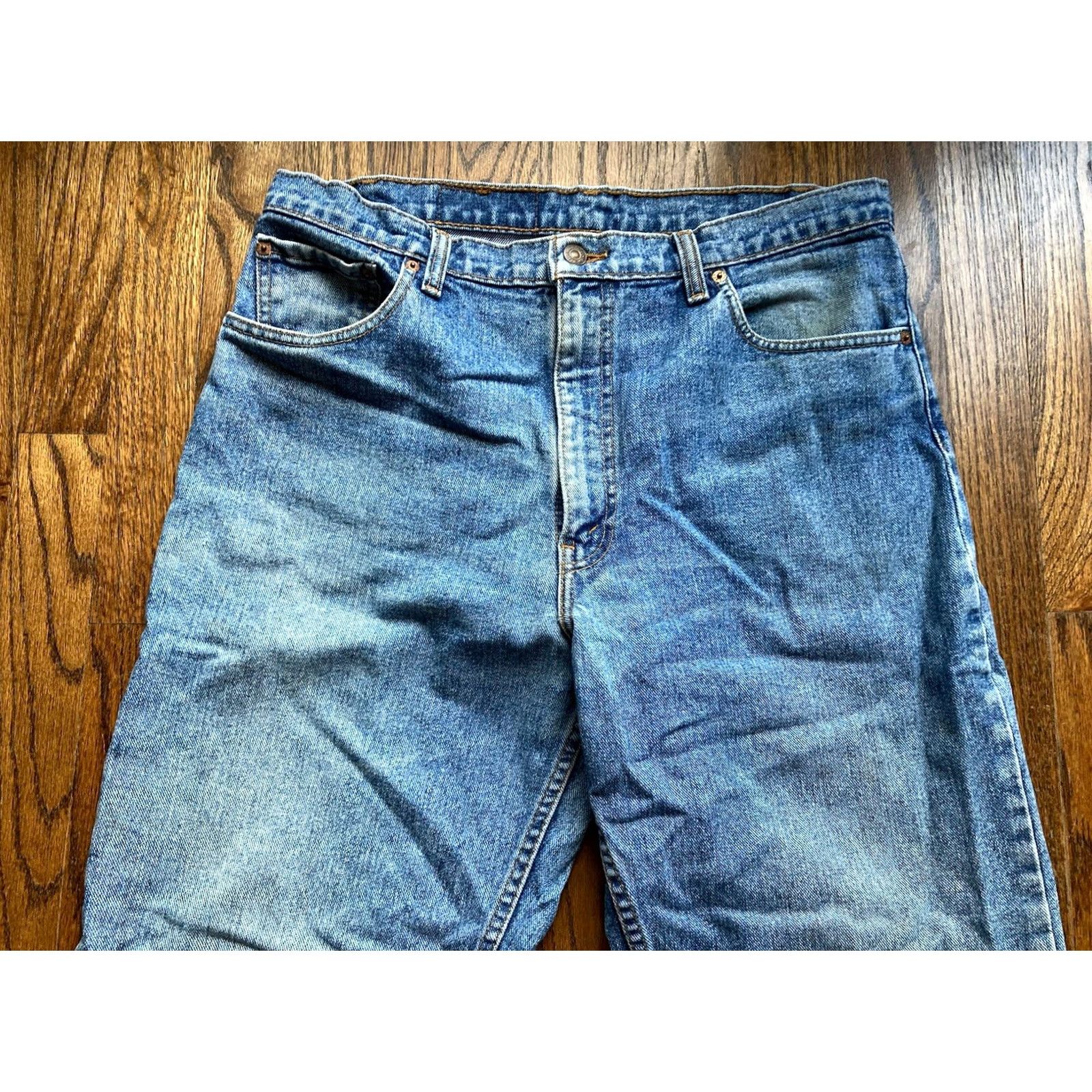 Levi's VINTAGE Levi's 550 Jeans Mens 36x30 (fits 34x29) Blue Denim 90s Modern Canada Size US 36 / EU 52 - 2 Thumbnail