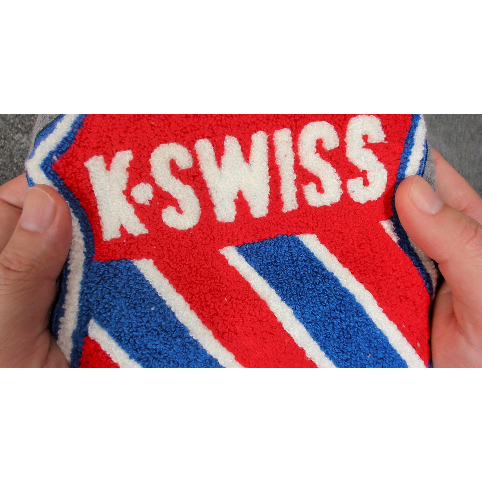 K-Swiss K-Swiss | Y2K Boxy Chenille Shield Patch Hoodie Gray Size L / US 10 / IT 46 - 12 Thumbnail