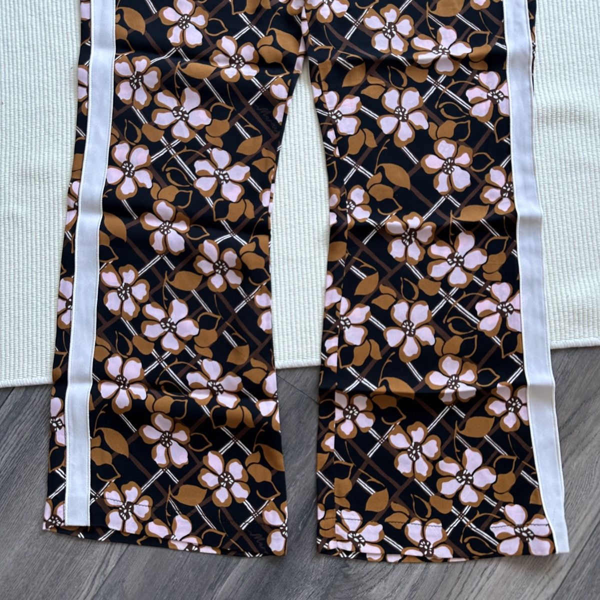 Marni MARNI Floral Print Wide Leg Pants Size 28" / US 6 / IT 42 - 2 Thumbnail