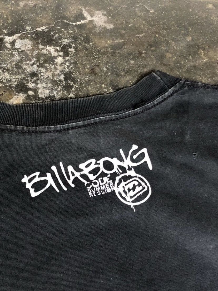 Billabong Vintage Billabong Surfwear Tshirt Size US S / EU 44-46 / 1 - 3 Thumbnail