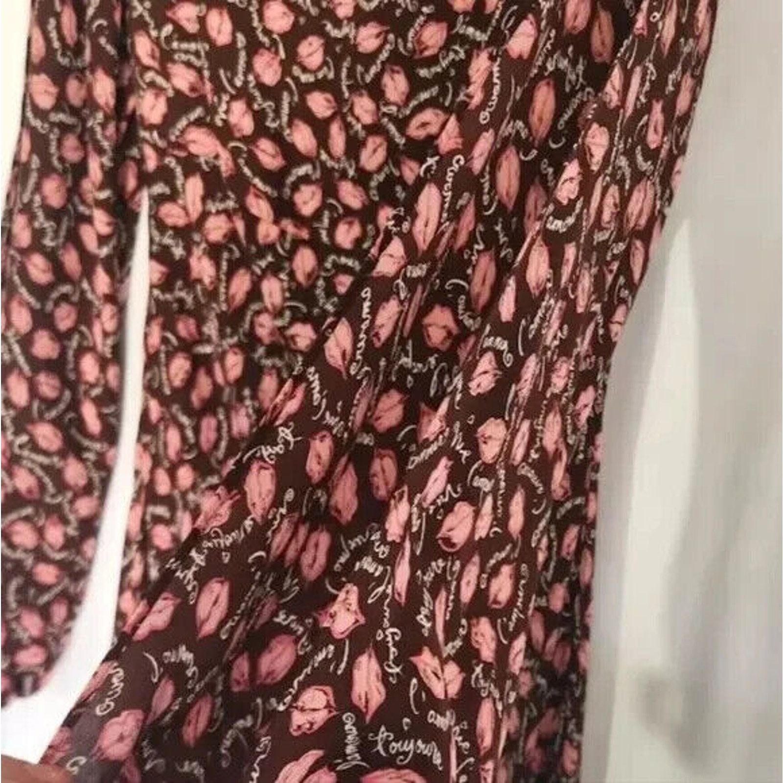Diane von Furstenberg Vintage Diane Von Furstenberg 100% Silk Dress US 2 4 Pink Size S / US 4 / IT 40 - 5 Thumbnail